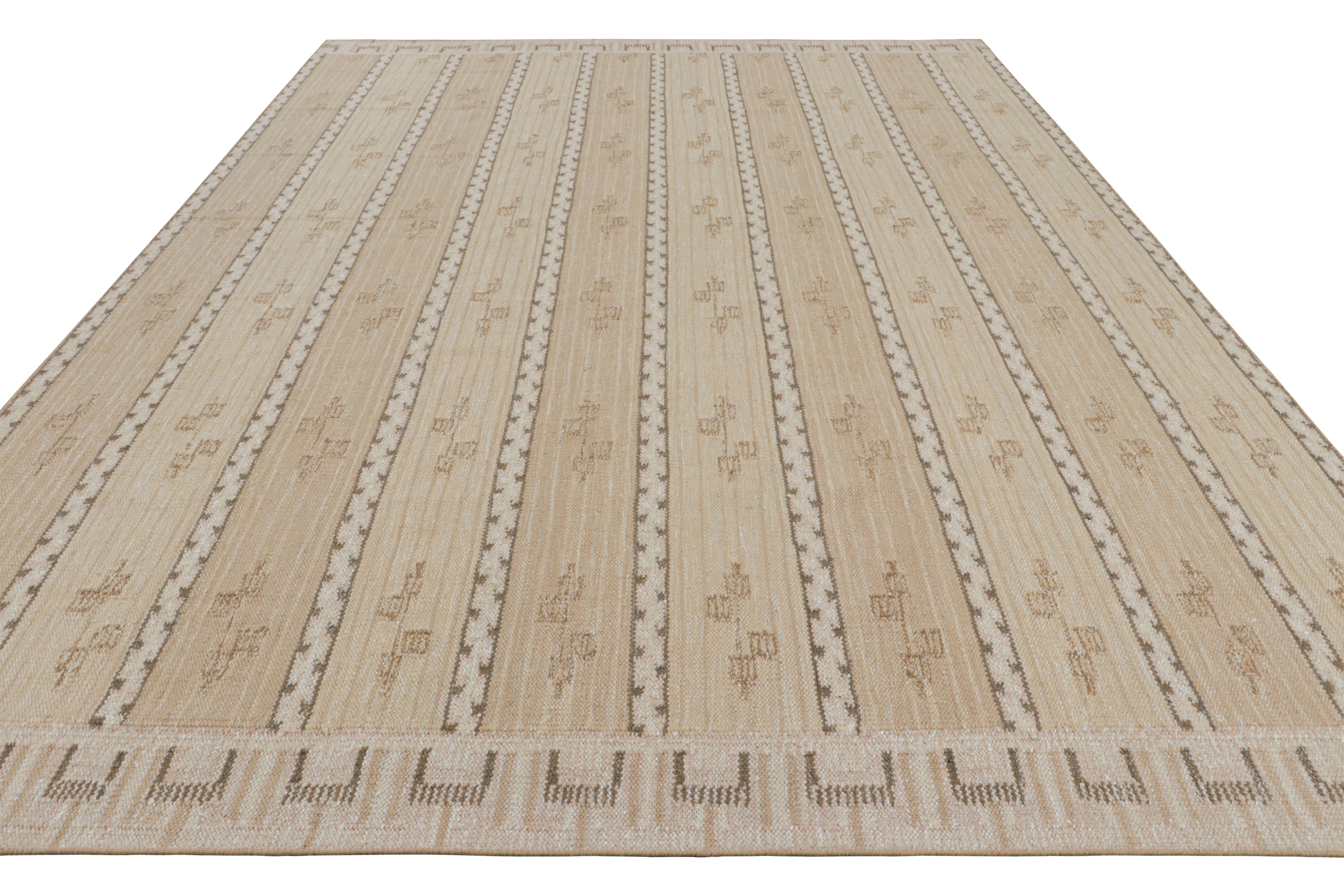 Tapis de style scandinave de Rug & Kilim, pêche avec motifs géométriques beige-brun Neuf - En vente à Long Island City, NY