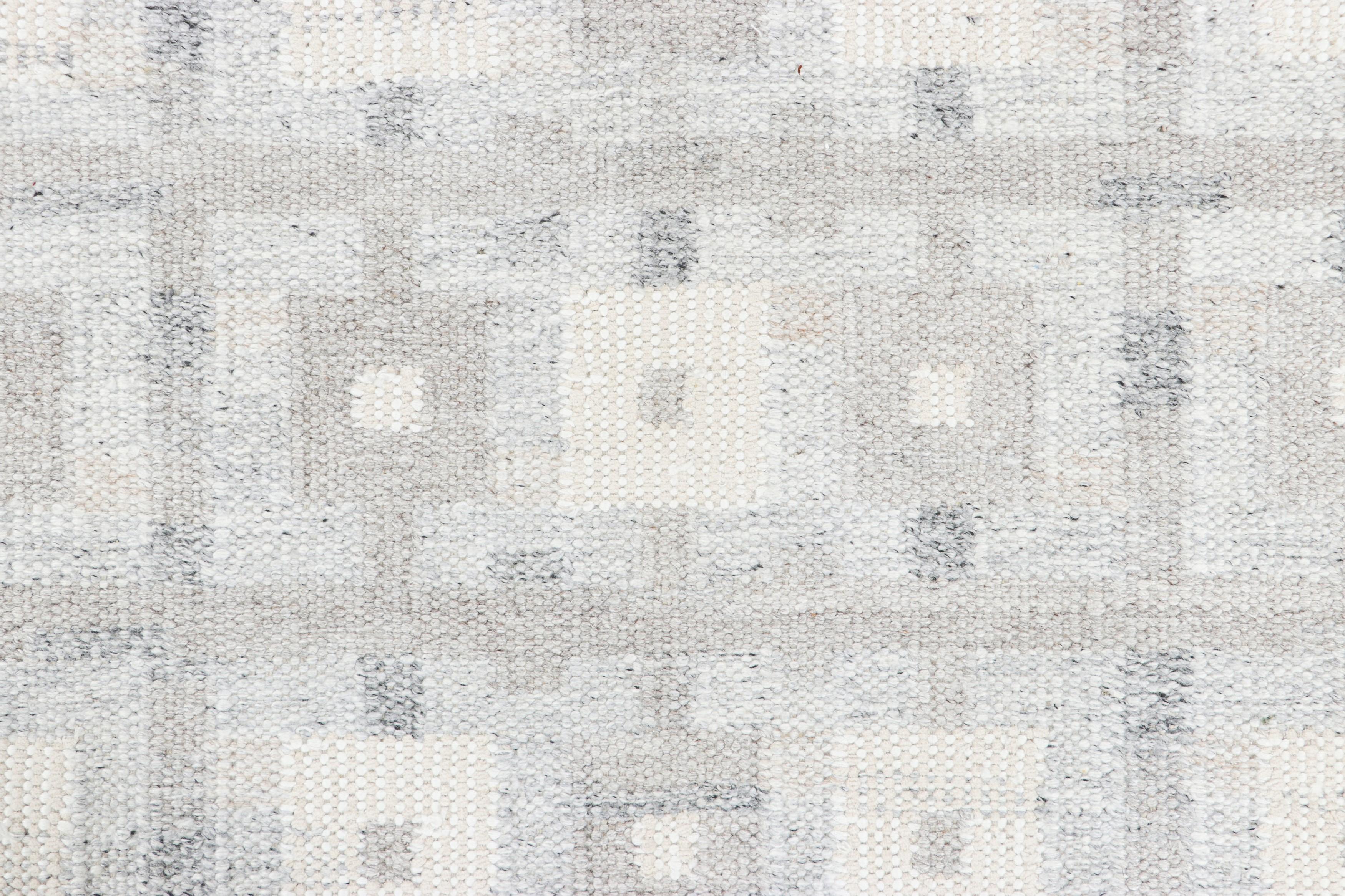 Scandinavian Modern Rug & Kilim’s Scandinavian Style Rug, White and Gray Geometric Patterns For Sale