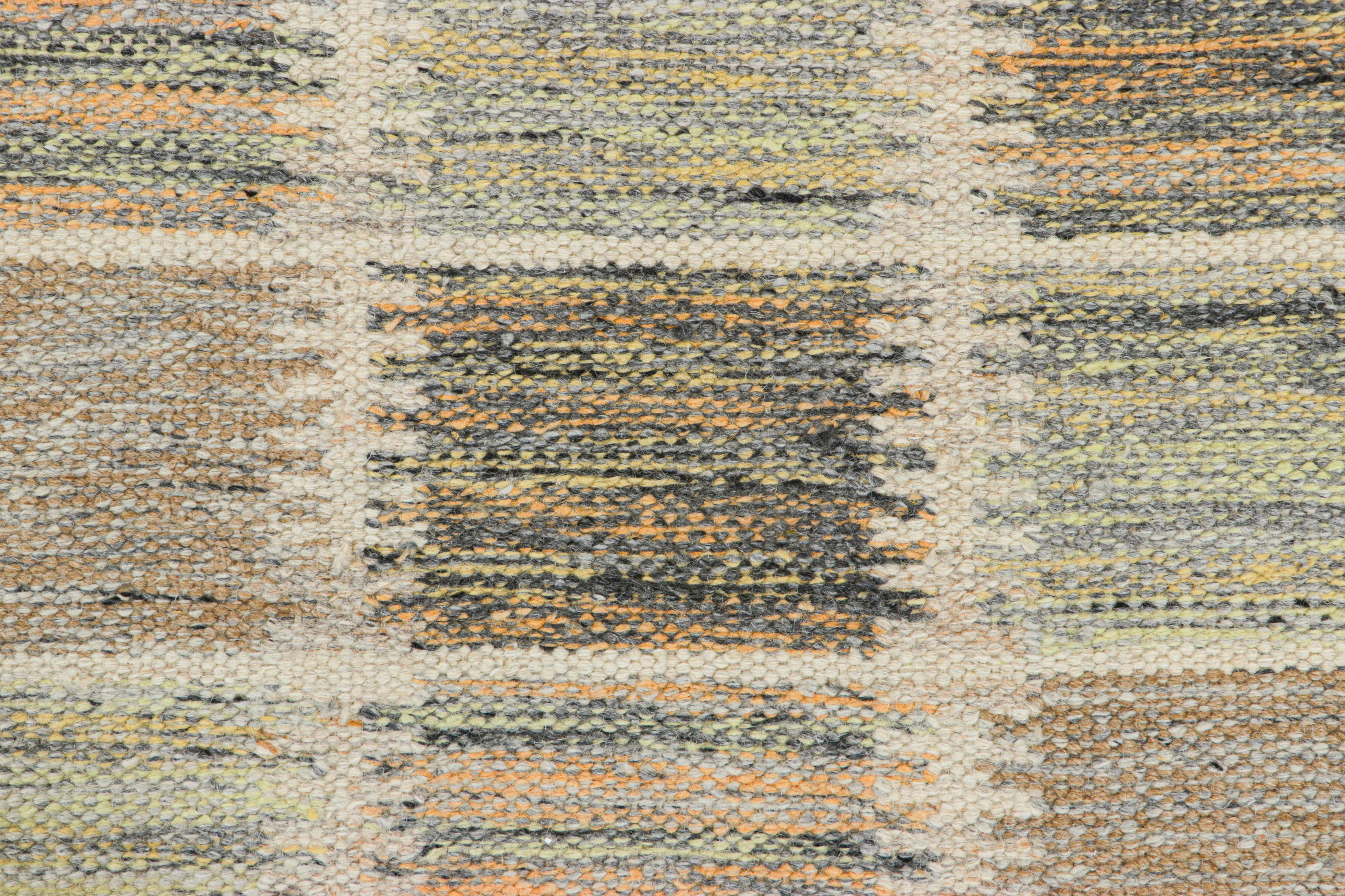 Rug & Kilim's Teppich im skandinavischen Stil, Weiß mit polychromem, geometrischem Muster (Skandinavische Moderne) im Angebot