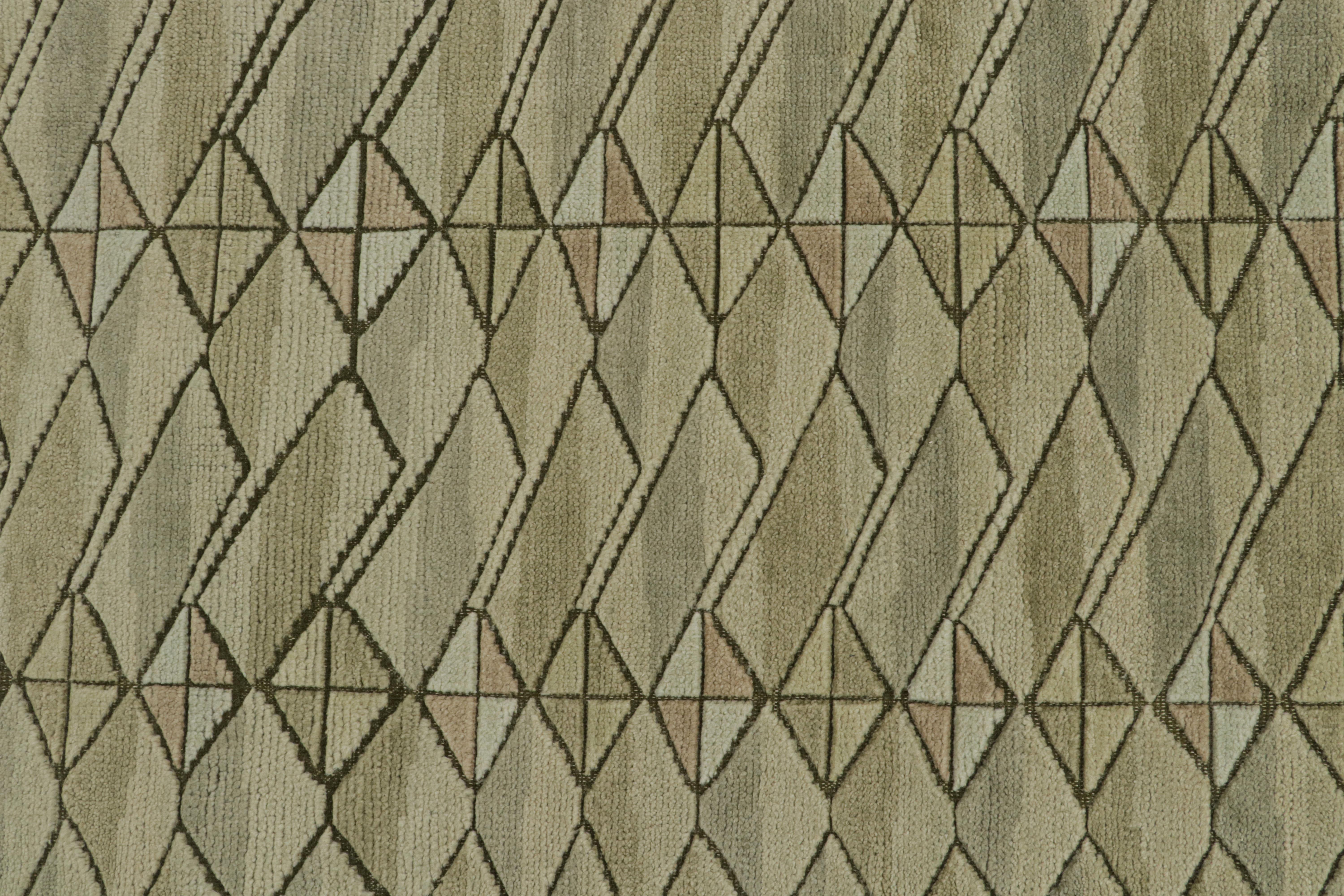  Rug & Kilim’s Scandinavian Style Rug with Beige and Green Geometric Patterns In New Condition For Sale In Long Island City, NY