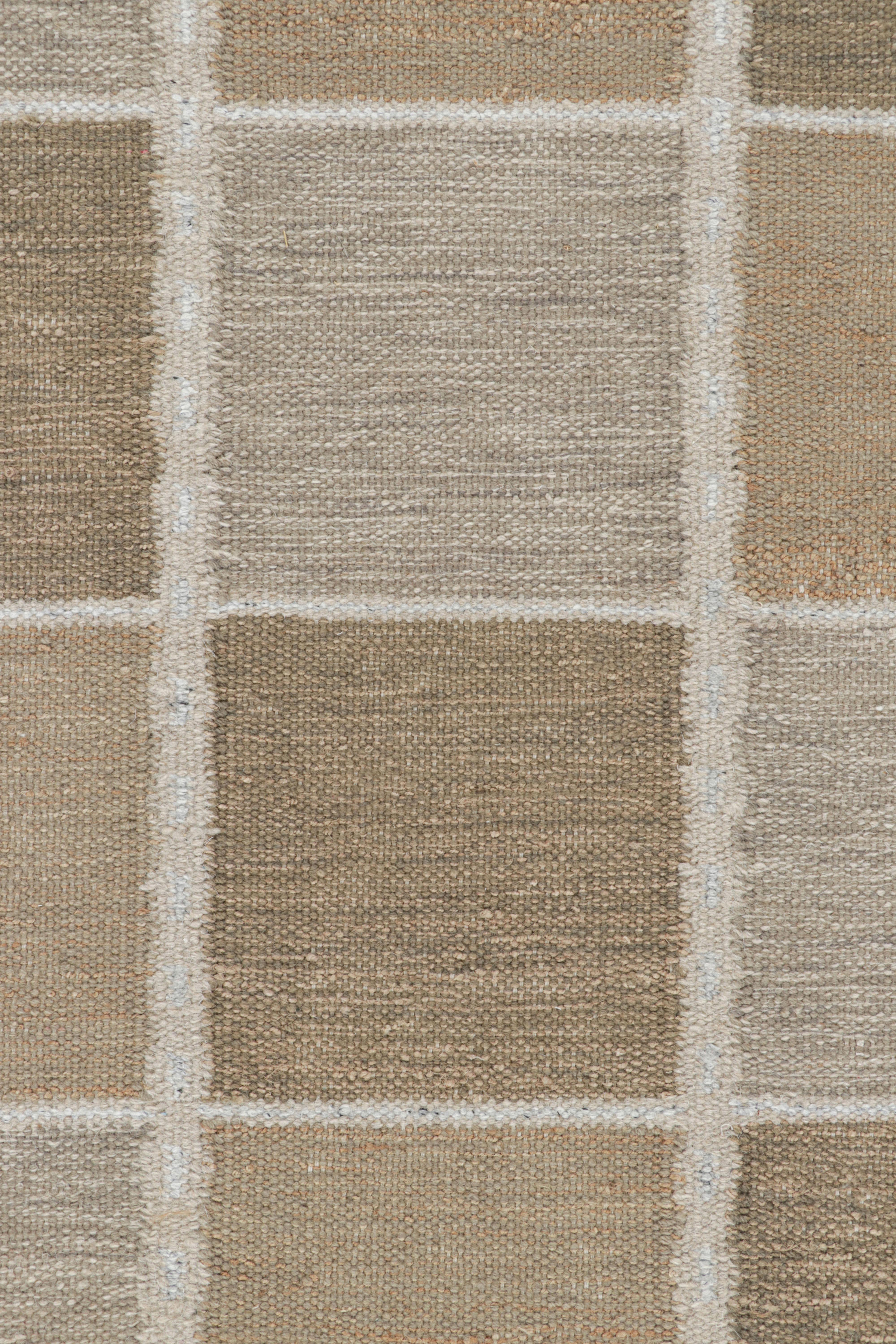 Rug & Kilim’s Scandinavian Style Rug with Beige-Brown Geometric Patterns In New Condition For Sale In Long Island City, NY