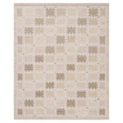 Rug & Kilim's Teppich im skandinavischen Stil mit beige-braunem, weißem geometrischem Muster