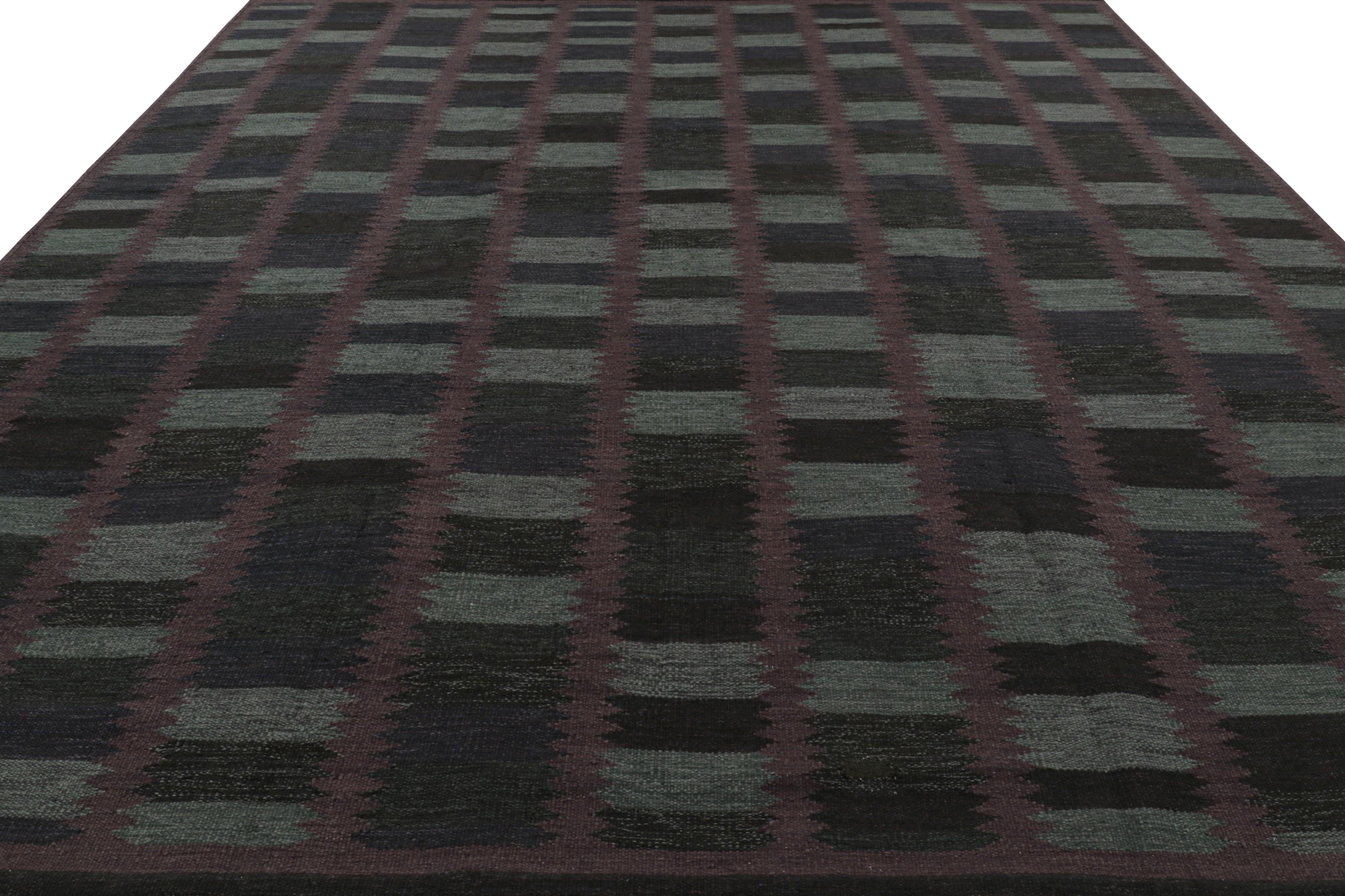 Indiano Tappeto in stile scandinavo Rug & Kilim con motivo geometrico nero, grigio e viola in vendita