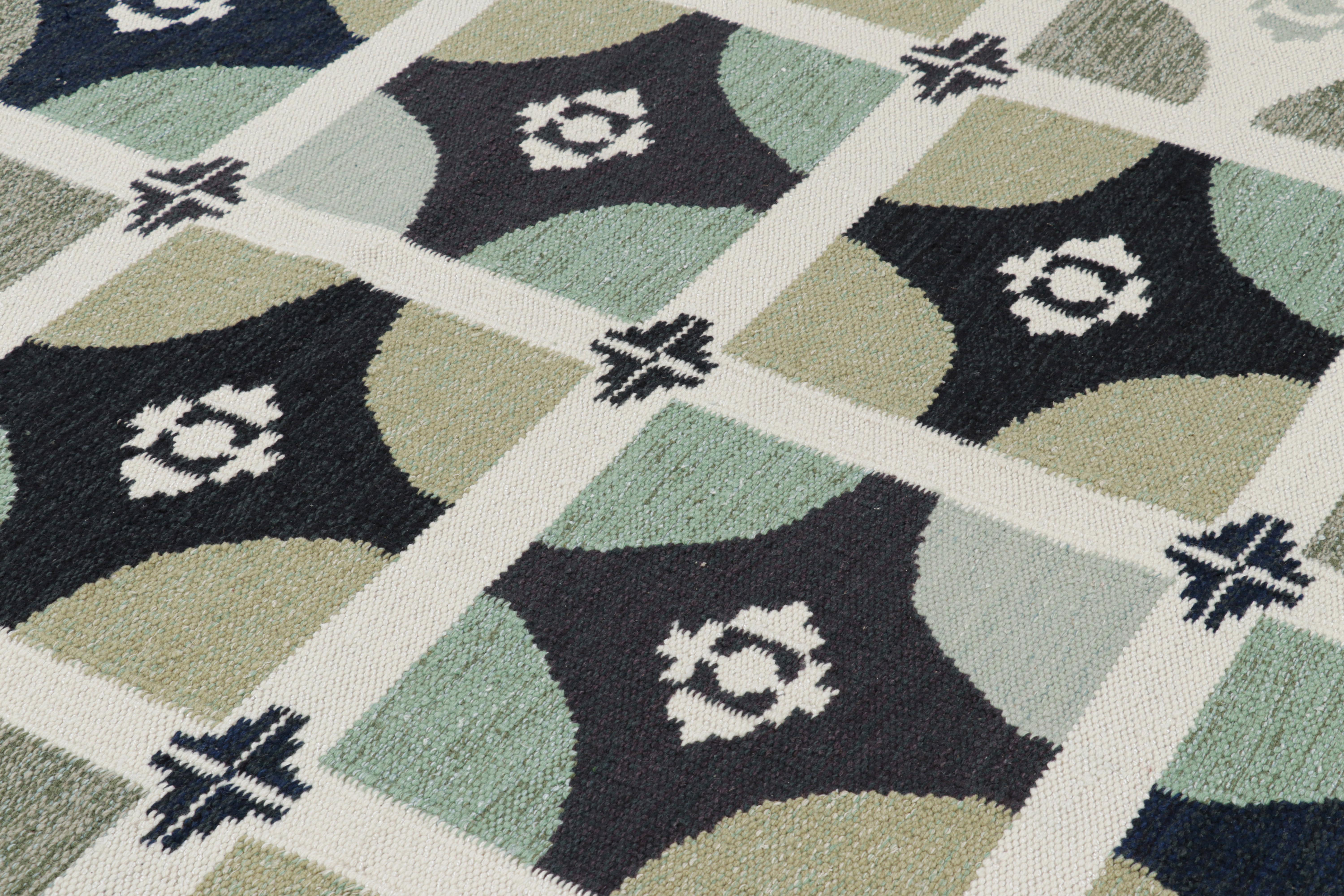 Rug & Kilim’s Scandinavian Style Rug with Colorful Geometric Patterns In New Condition For Sale In Long Island City, NY