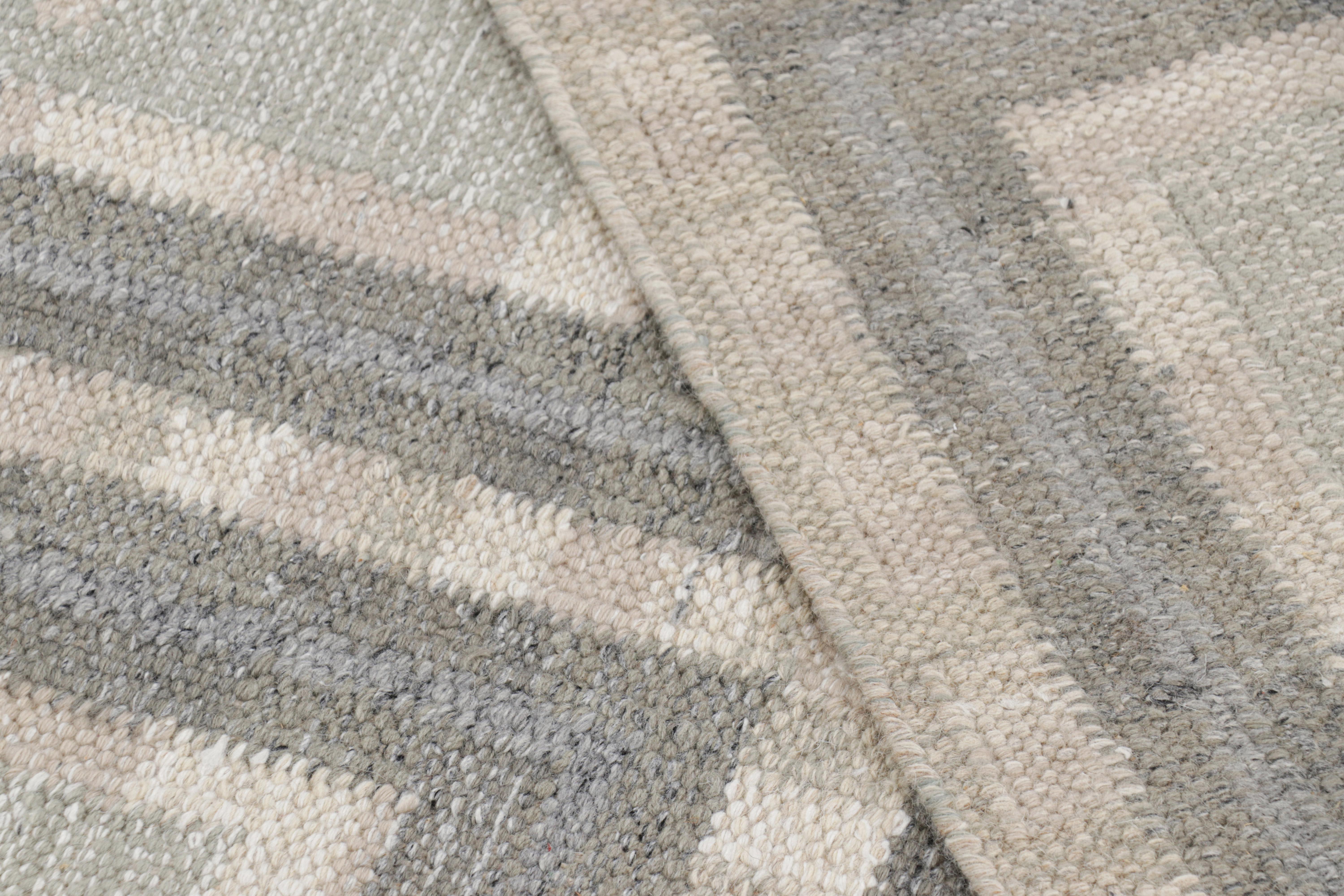 XXI secolo e contemporaneo Rug & Kilim è un tappeto in stile scandinavo con motivi geometrici in vendita