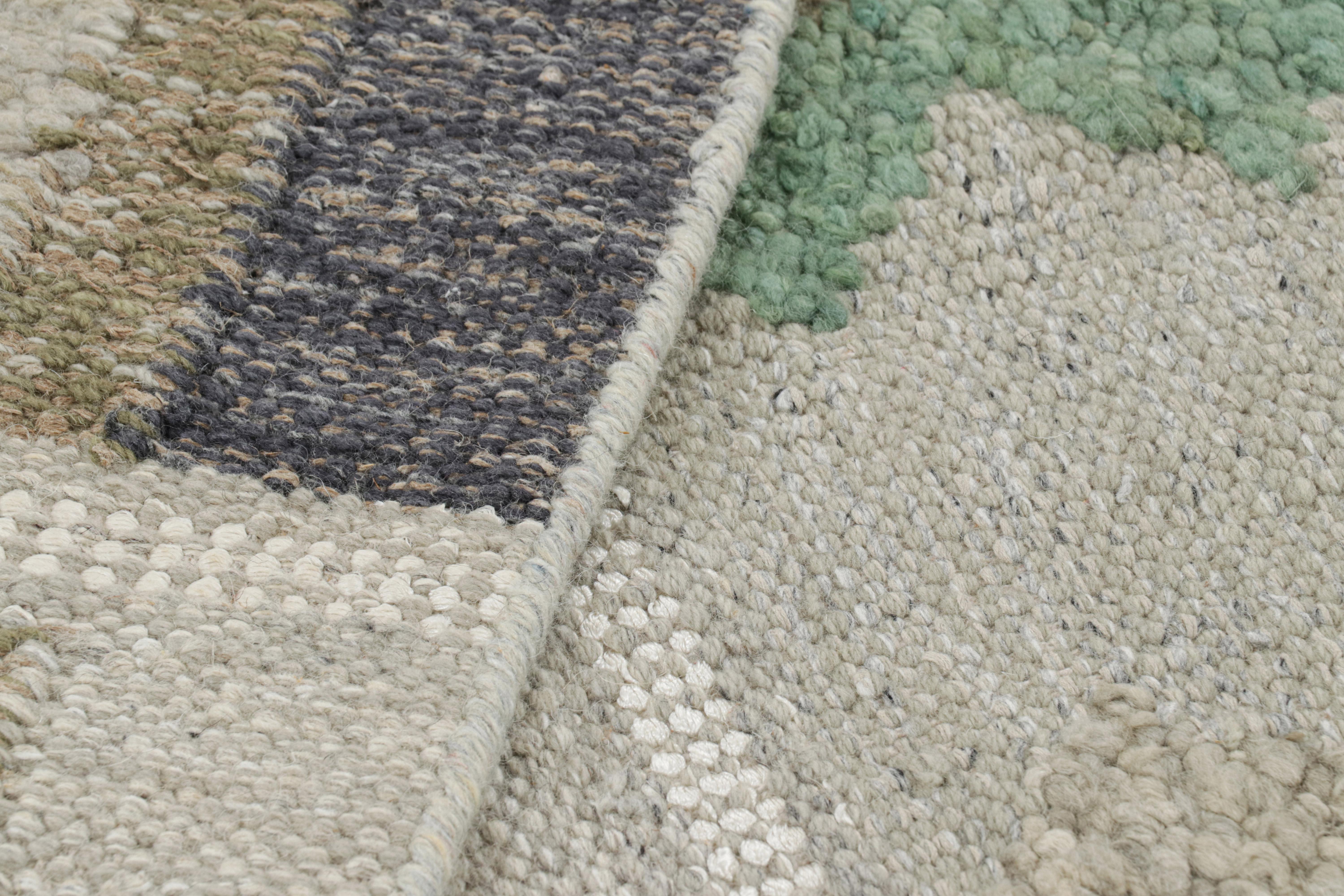 Rug & Kilim's Teppich im skandinavischen Stil mit geometrischen Mustern in Grüntönen (21. Jahrhundert und zeitgenössisch) im Angebot
