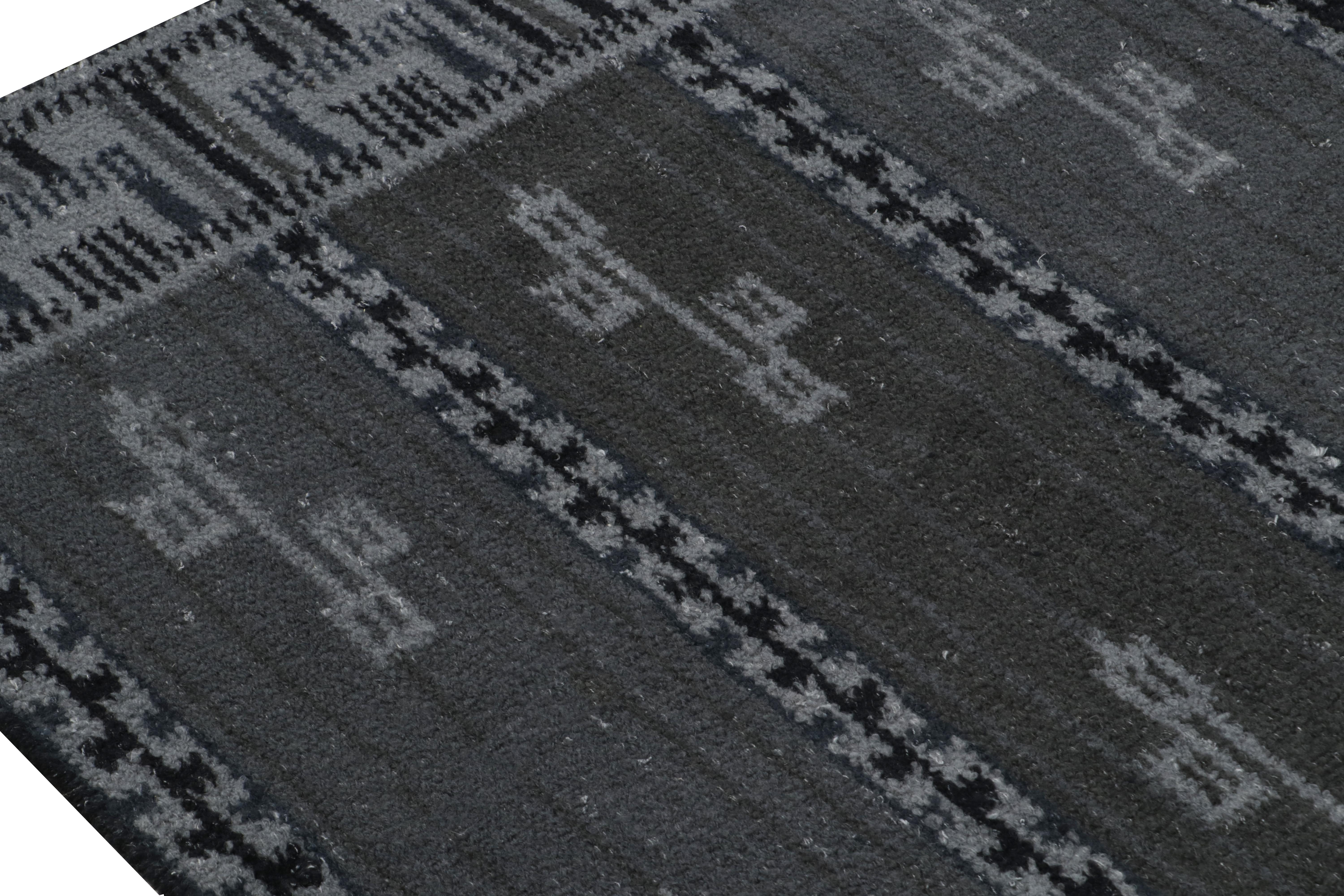 Hand-Woven Rug & Kilim’s Scandinavian Style Rug with Gray and Blue Geometric Patterns For Sale