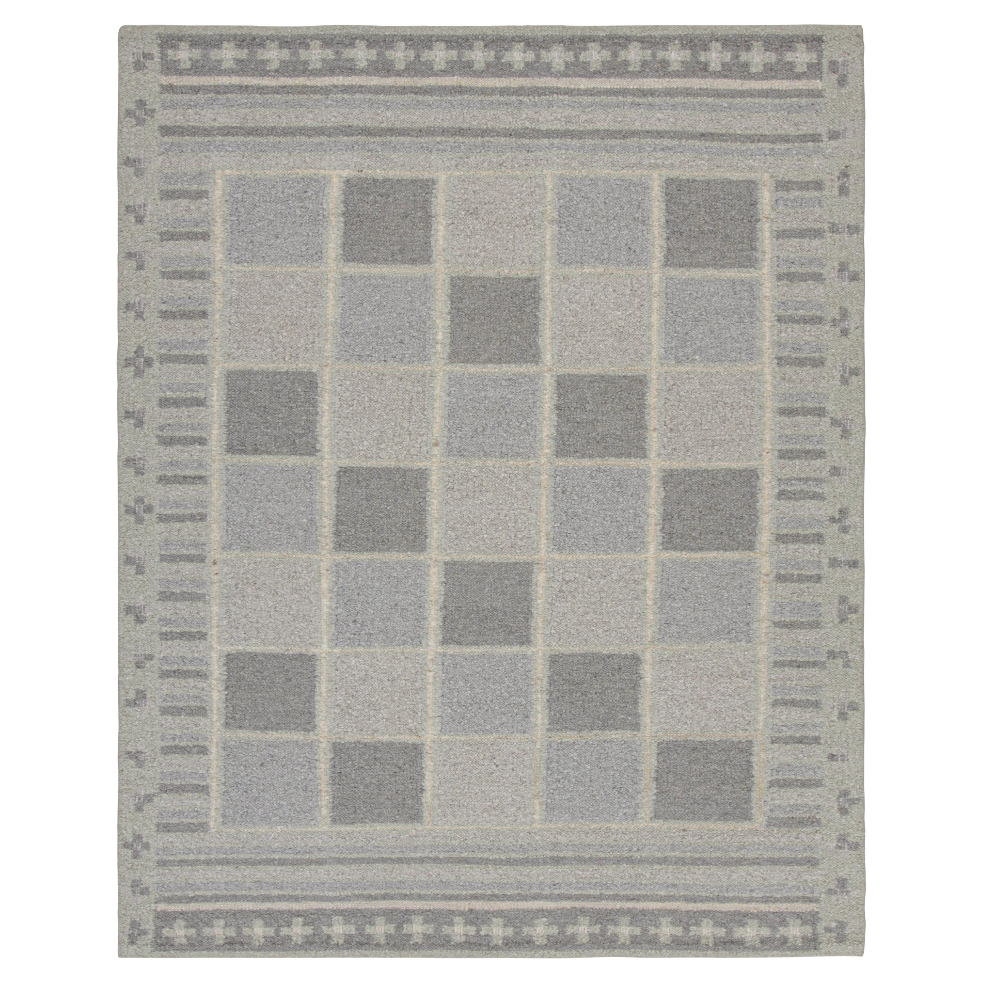 Rug & Kilim's Teppich im skandinavischen Stil mit grauen und blauen geometrischen Mustern