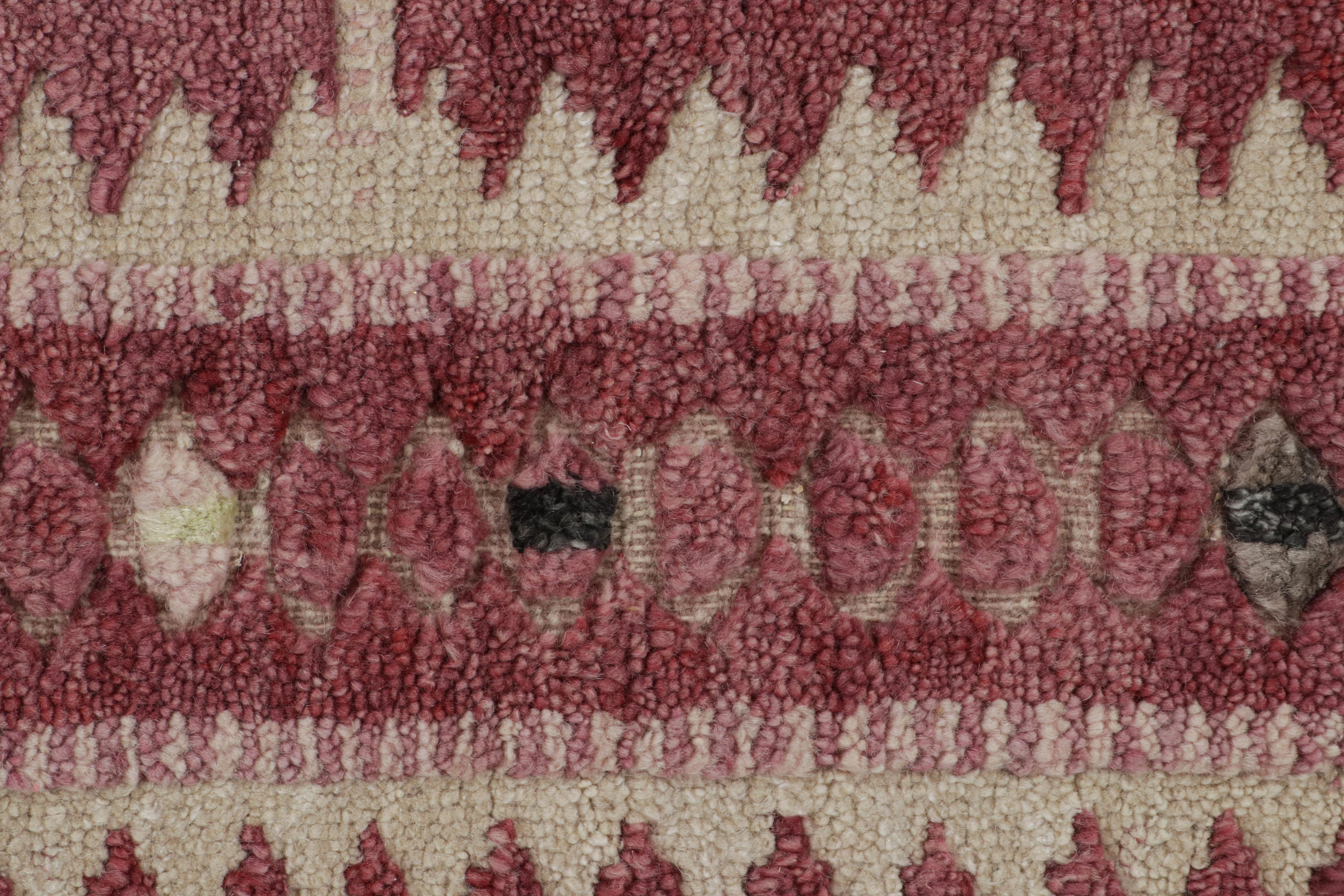 Rug & Kilim’s Scandinavian Style Rug with Pink Geometric Patterns In New Condition For Sale In Long Island City, NY