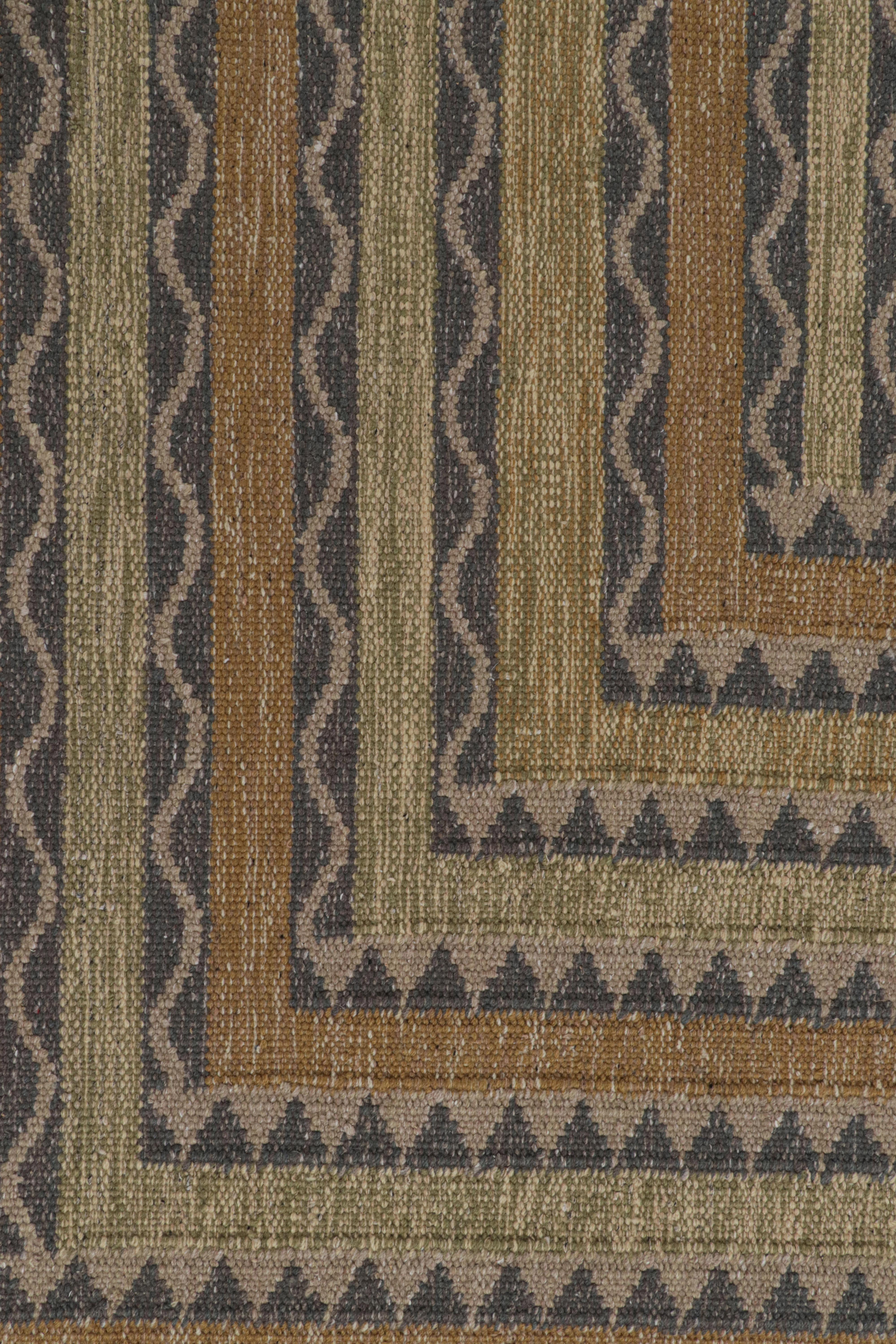 Rug & Kilim's Teppich im skandinavischen Stil mit polychromen geometrischen Mustern (Moderne) im Angebot
