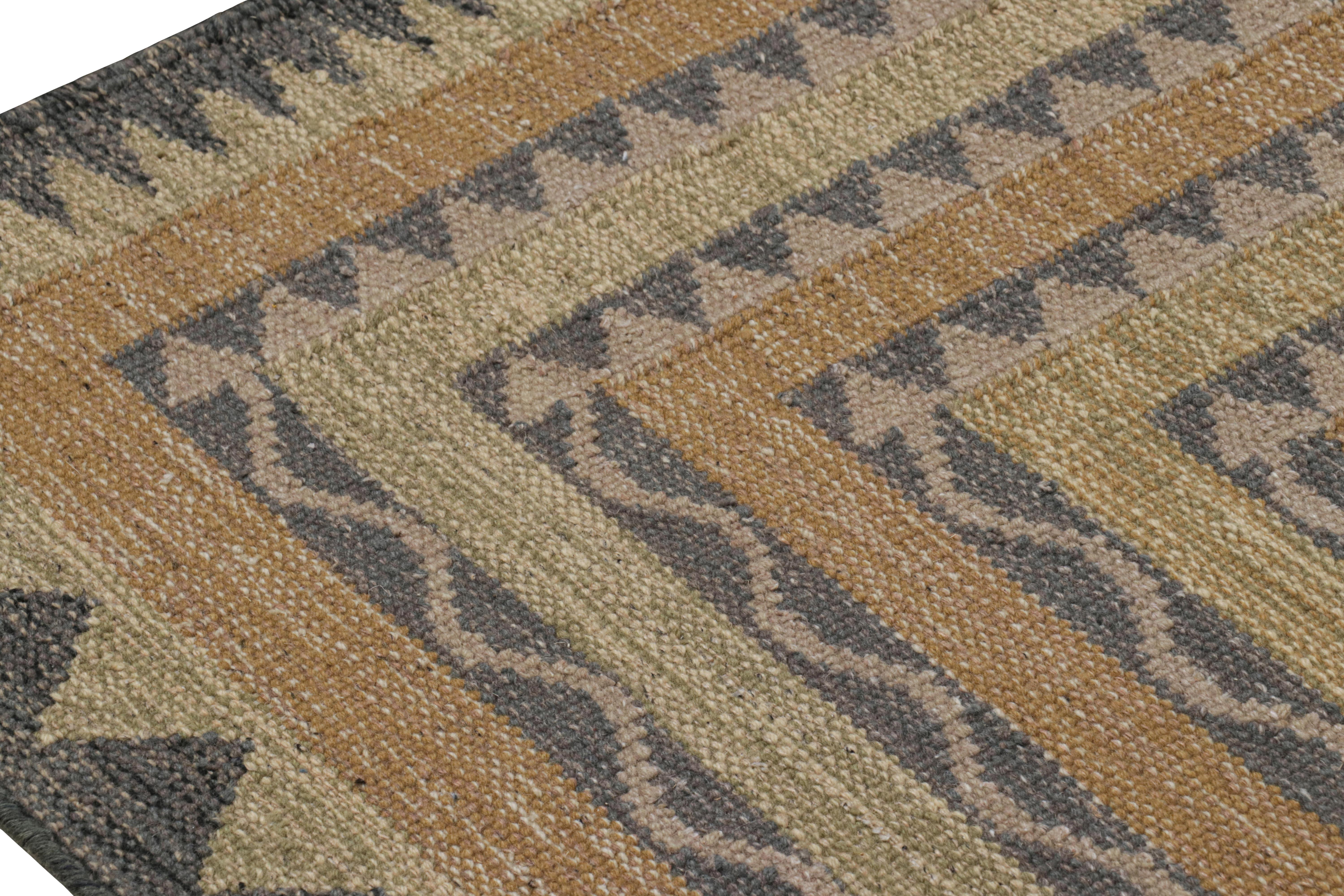 Rug & Kilim's Teppich im skandinavischen Stil mit polychromen geometrischen Mustern im Zustand „Neu“ im Angebot in Long Island City, NY