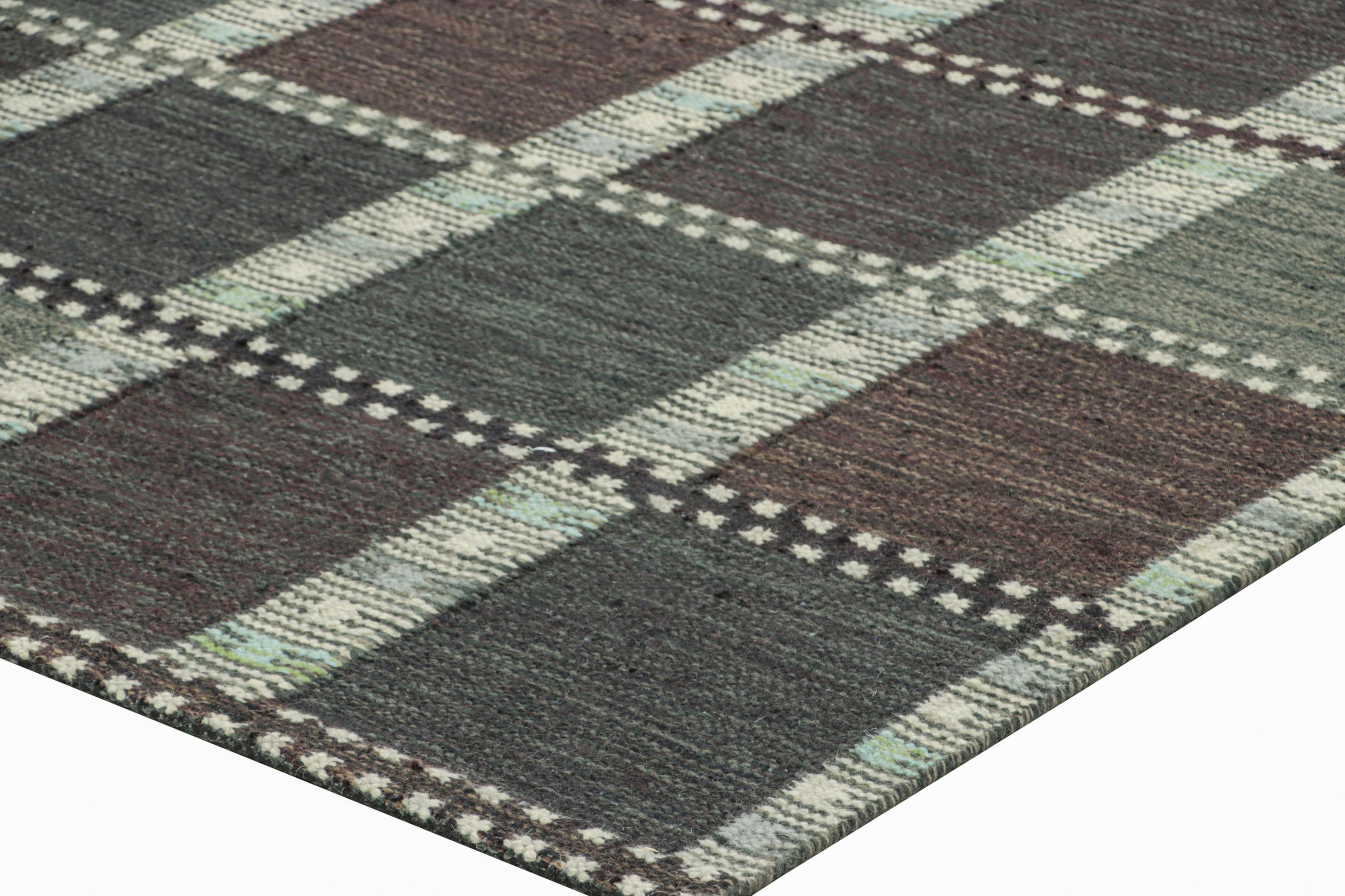 Tappeto in stile scandinavo Rug & Kilim con motivi geometrici viola e verde acqua In condizioni Nuovo in vendita a Long Island City, NY