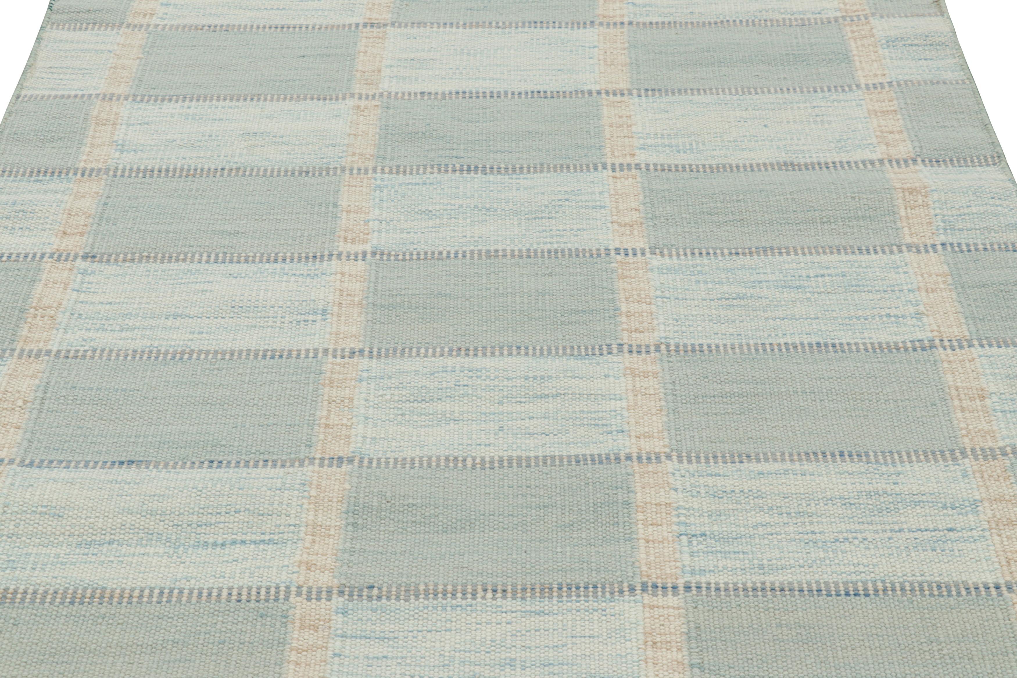 Alfombra de estilo escandinavo de Rug & Kilim con motivos geométricos azul marino Moderno en venta