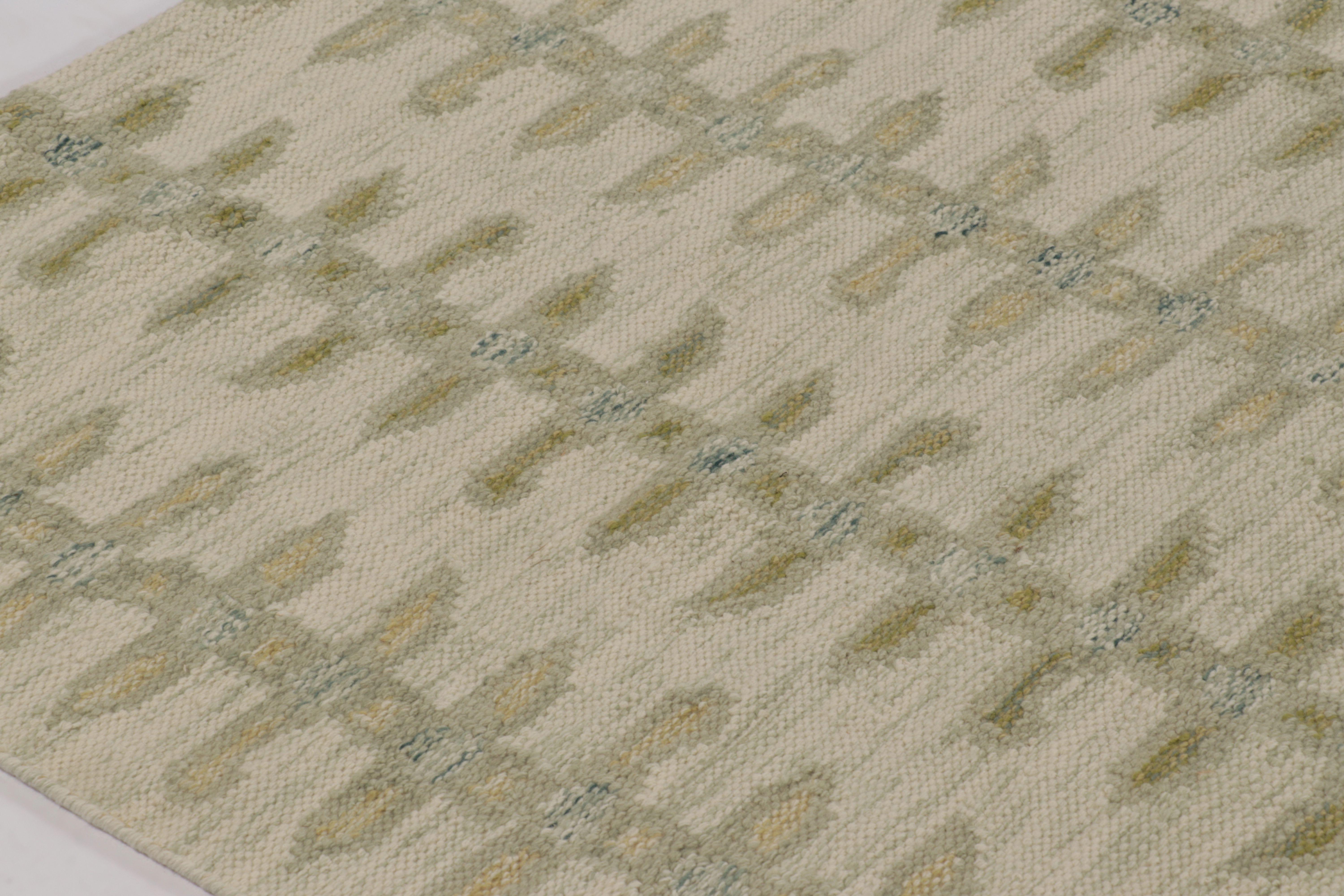 Dieser handgewebte Wollteppich im Format 7x14 ist eine aufregende neue Ergänzung der skandinavischen Teppichkollektion von Rug & Kilim - eine zeitgenössische Neuinterpretation des schwedischen Minimalismus und der Vintage-Teppiche und Textilien der