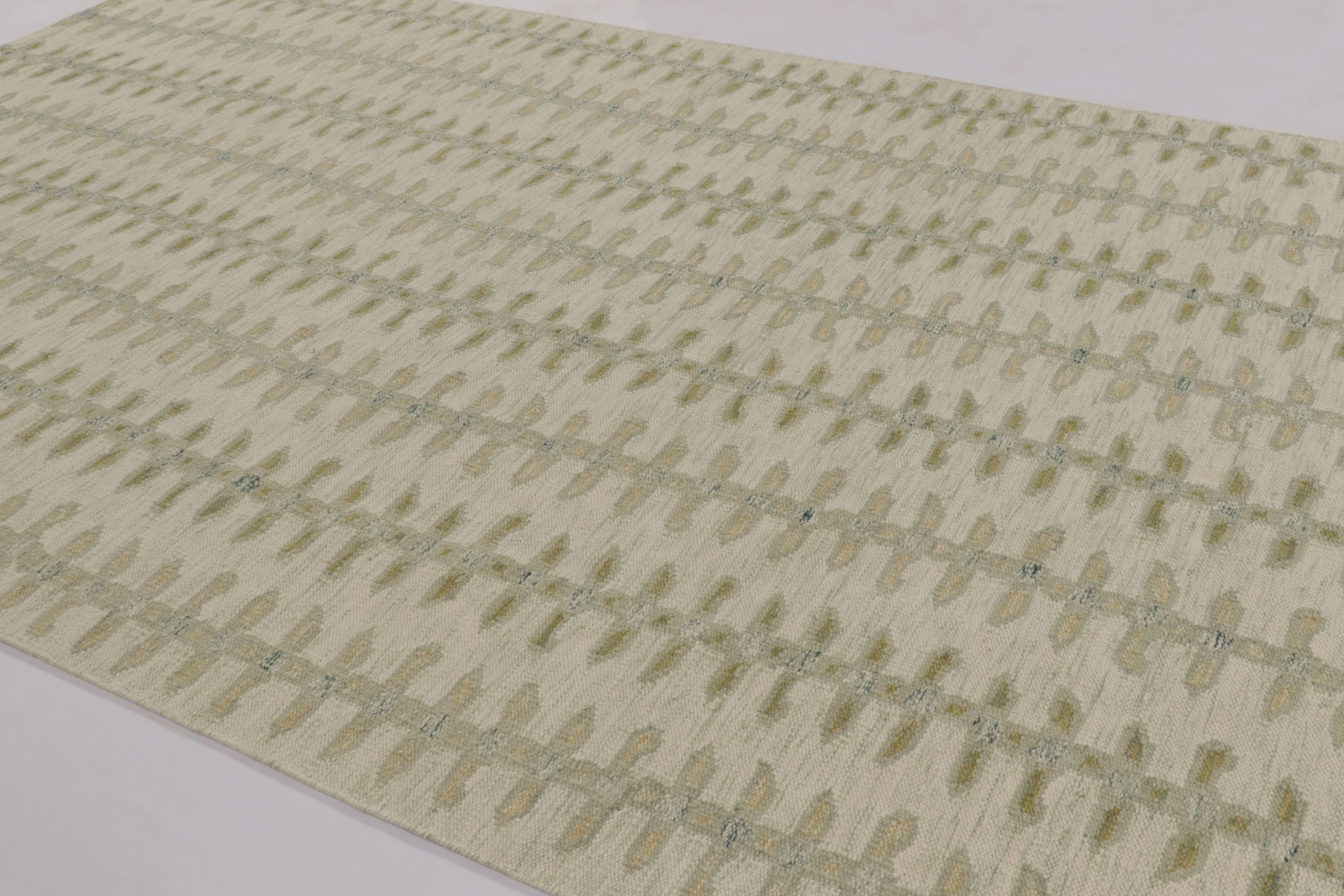 Rug & Kilim's Scandinavian Style Runner Custom Flatweave, Floral Vines in Grün im Zustand „Neu“ im Angebot in Long Island City, NY