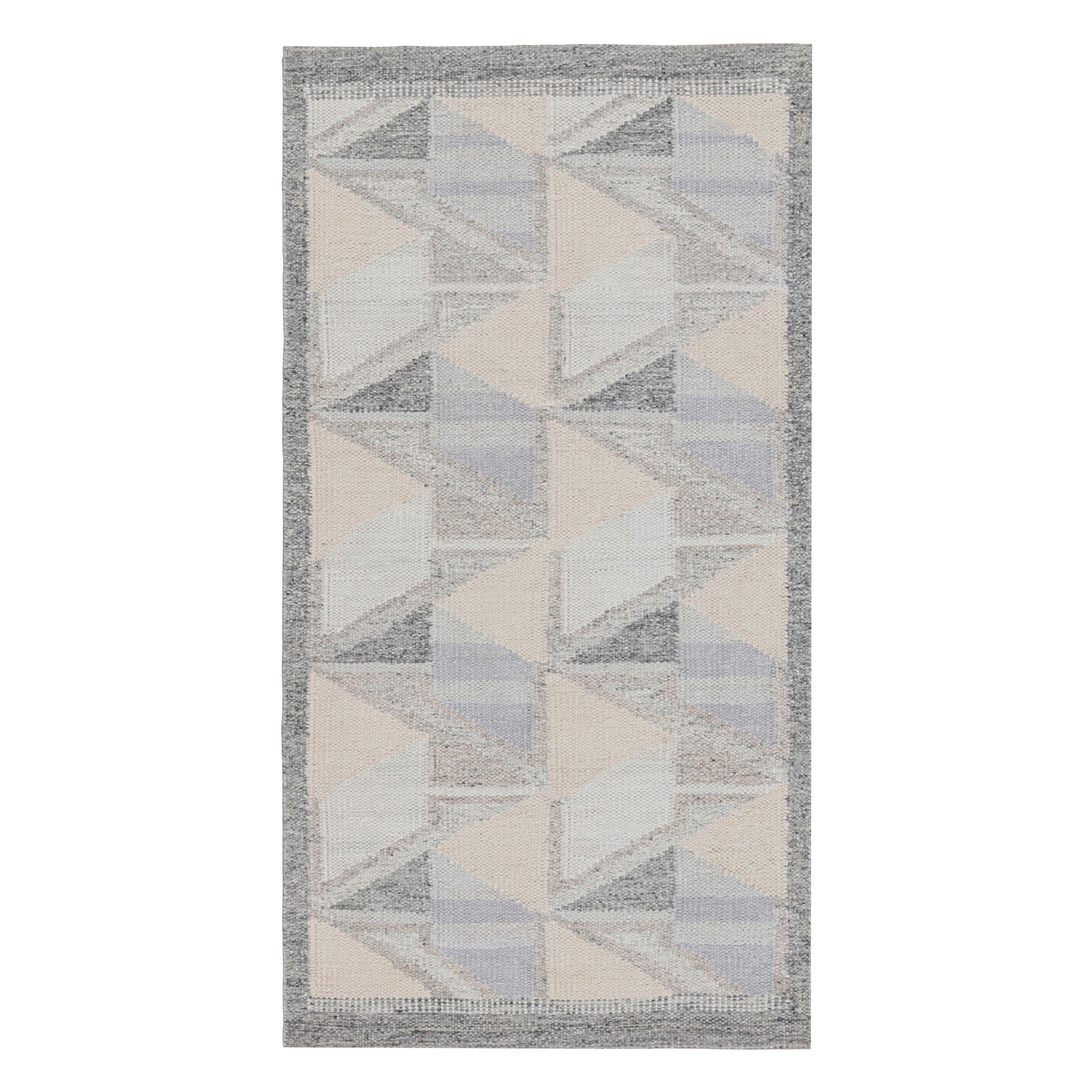Rug & Kilim's Läufer im skandinavischen Stil, Blau und Creme Geometrisches Muster