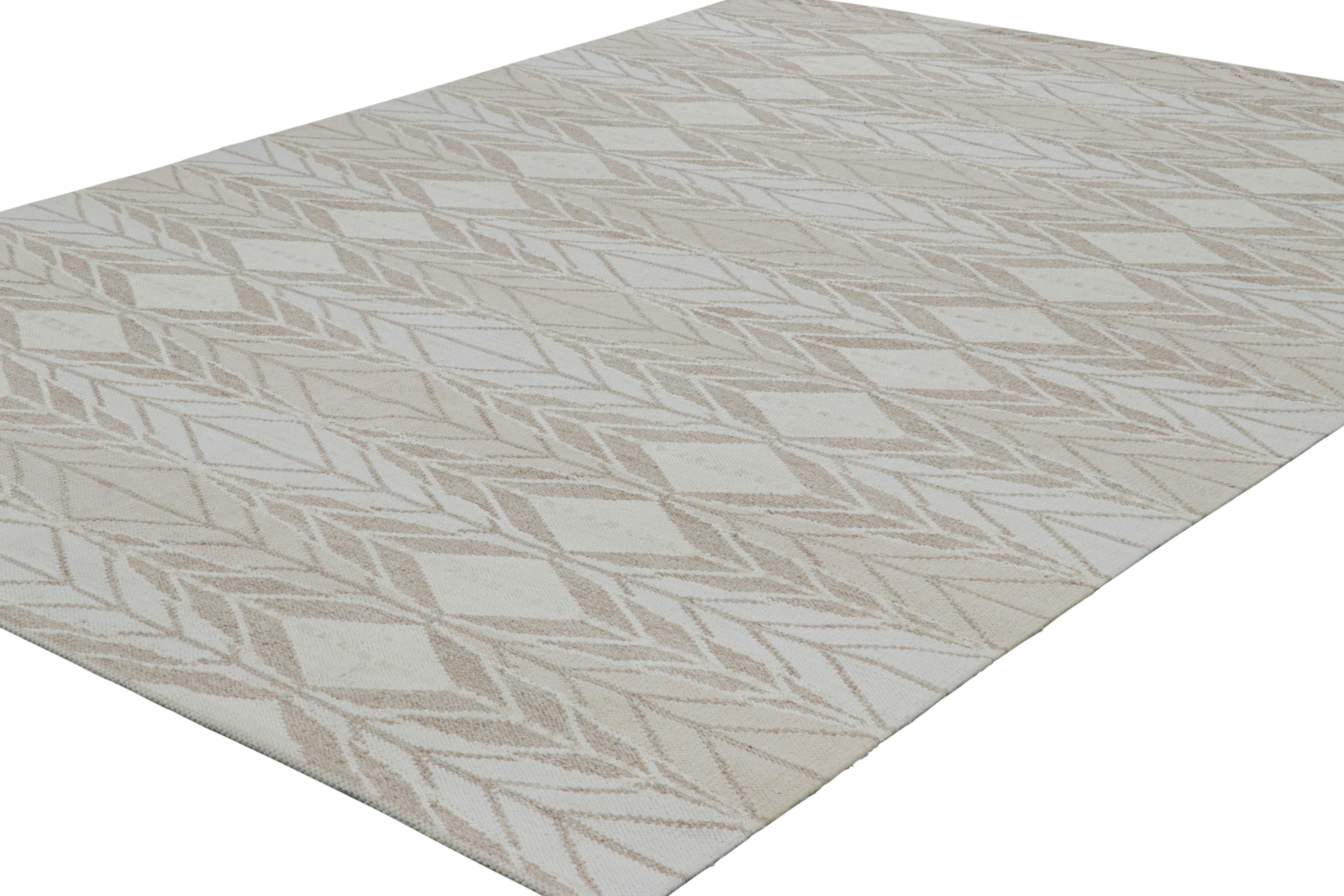 Rug & Kilim's Läufer im skandinavischen Stil Grün mit grauen geometrischen Mustern (Indisch) im Angebot