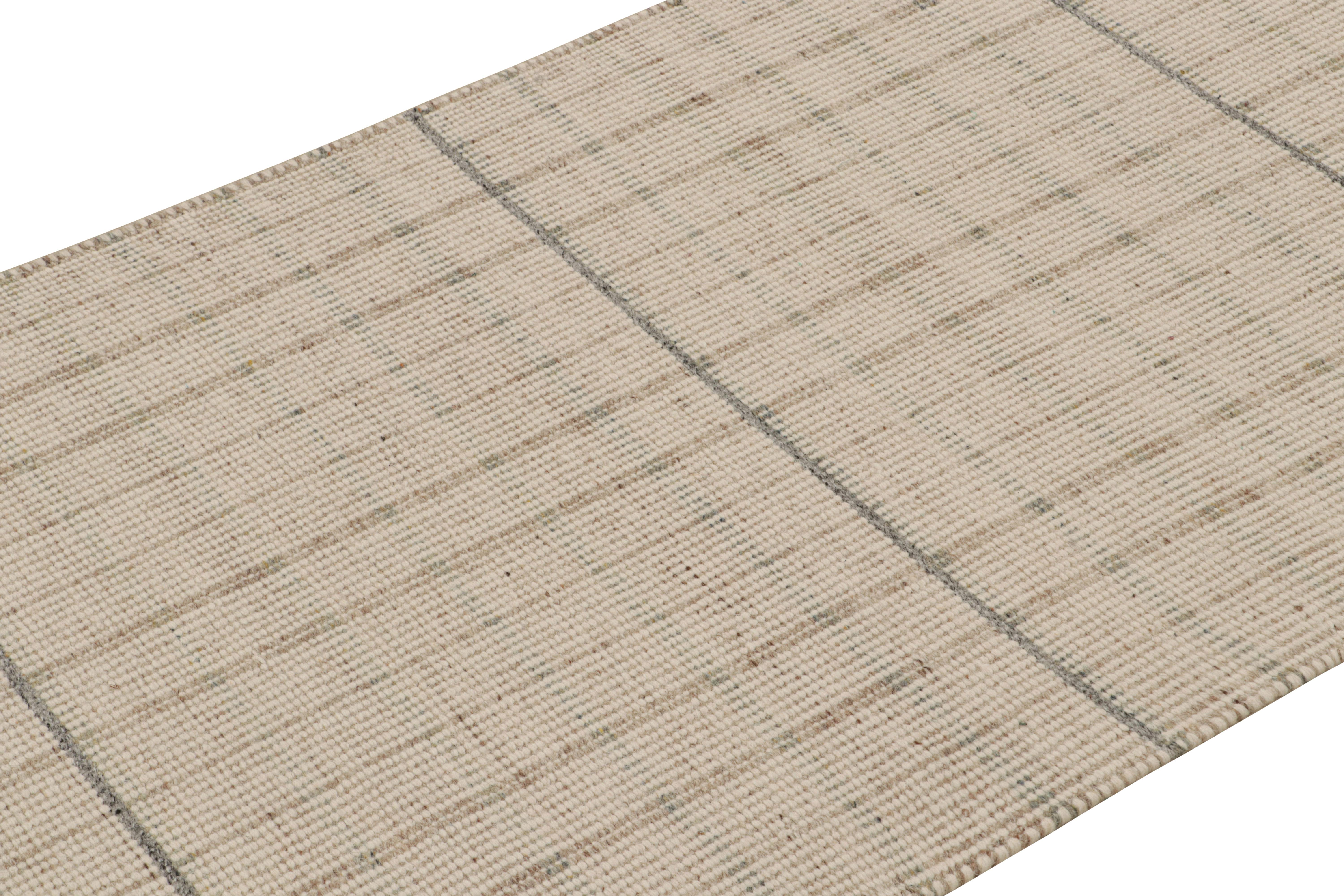 Indiano Rug & Kilim è un tappeto a righe beige, grigie e bianche in stile scandinavo. in vendita