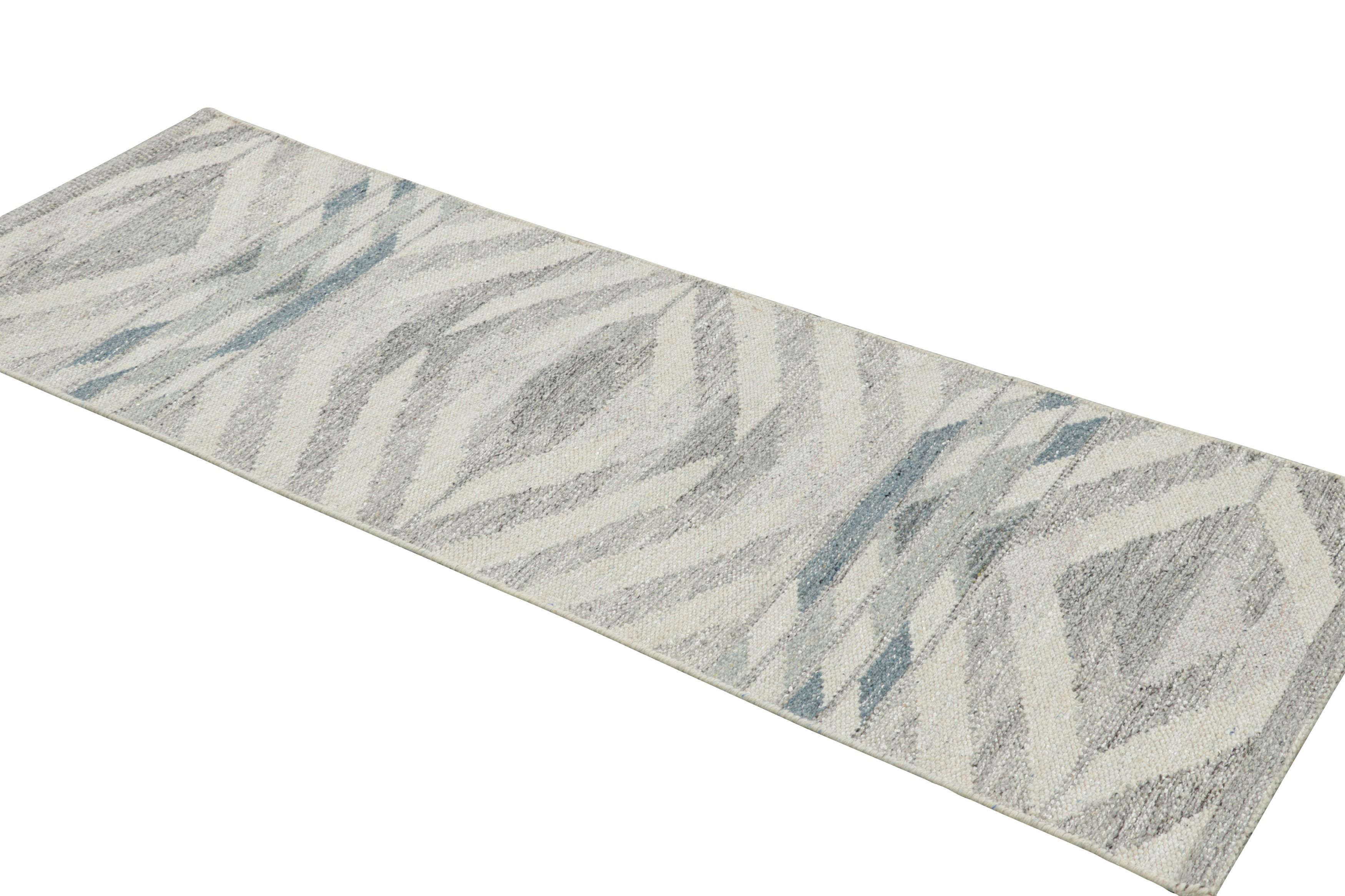 Hand-Woven Rug & Kilim’s Scandinavian Style Runner Rug in Gray with Geometric Patterns For Sale