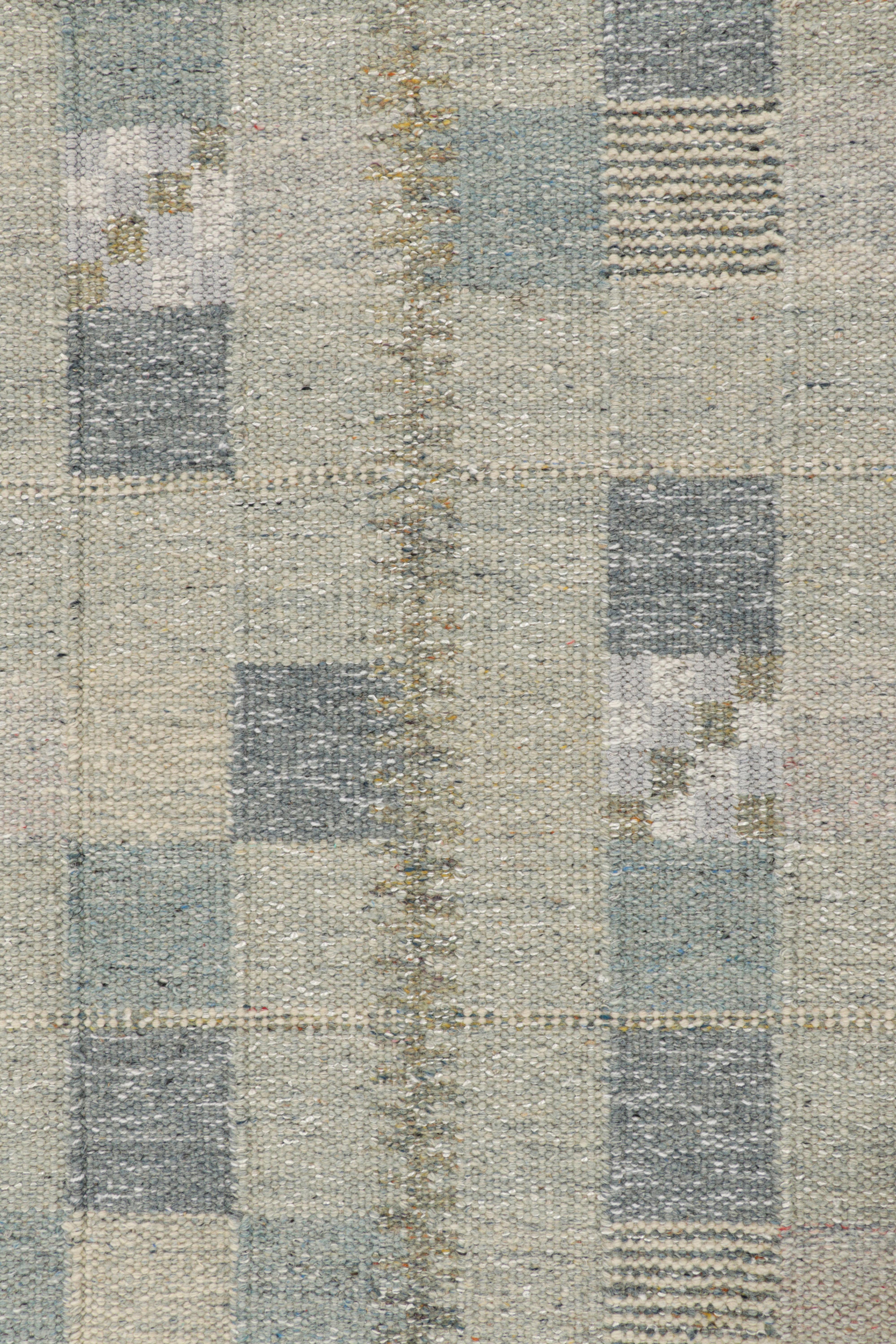 Moderno Tappeto quadrato in stile scandinavo Rug & Kilim con motivi geometrici grigi e blu in vendita