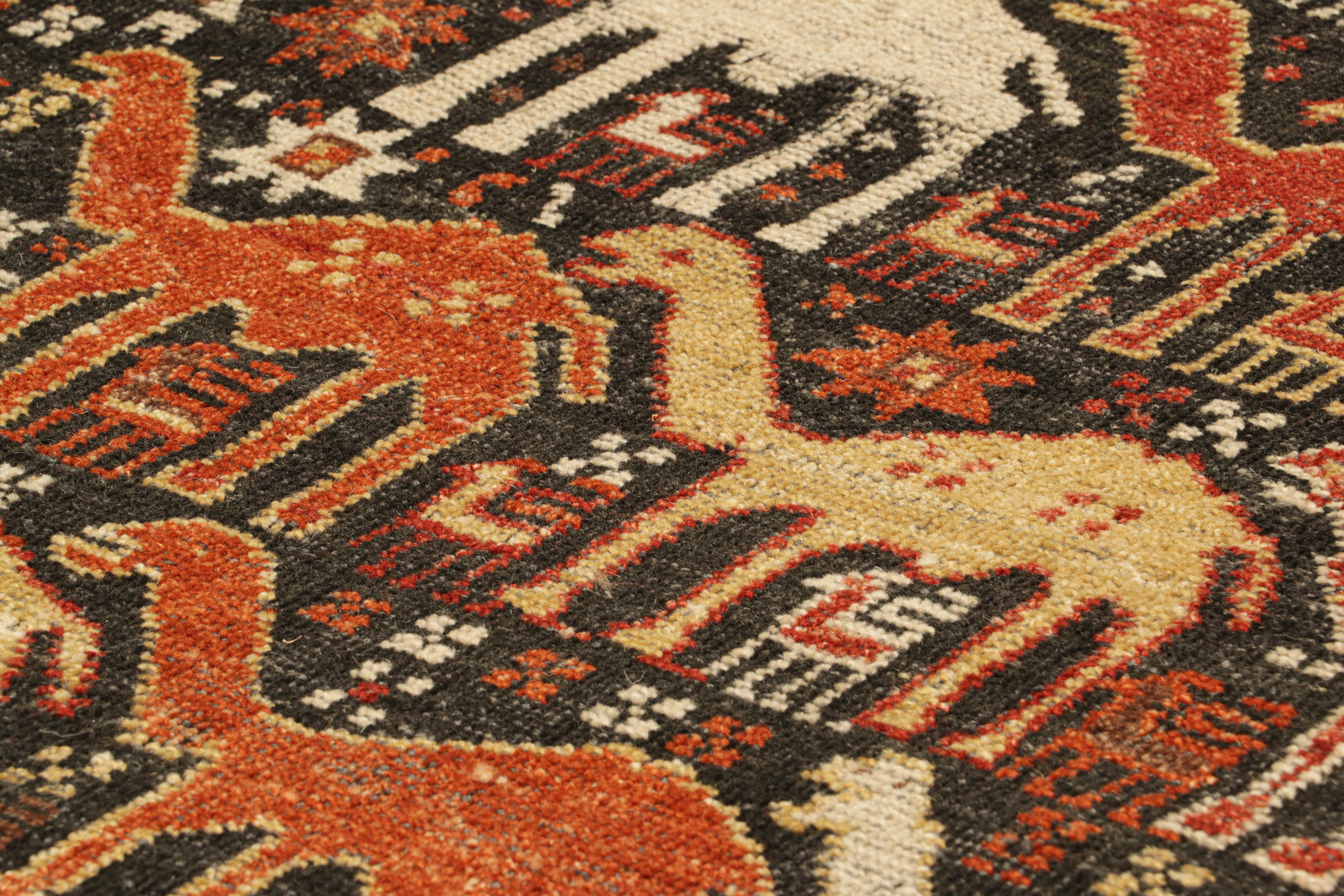 Anudada a mano con una mezcla especial de lana de Ghazni, esta alfombra de 3x5 de la colección Burano de Rug & Kilim se inspira en antiguos diseños de alfombras Shirvan, un enfoque contemporáneo único de la sensibilidad tribal.

Sobre el diseño: