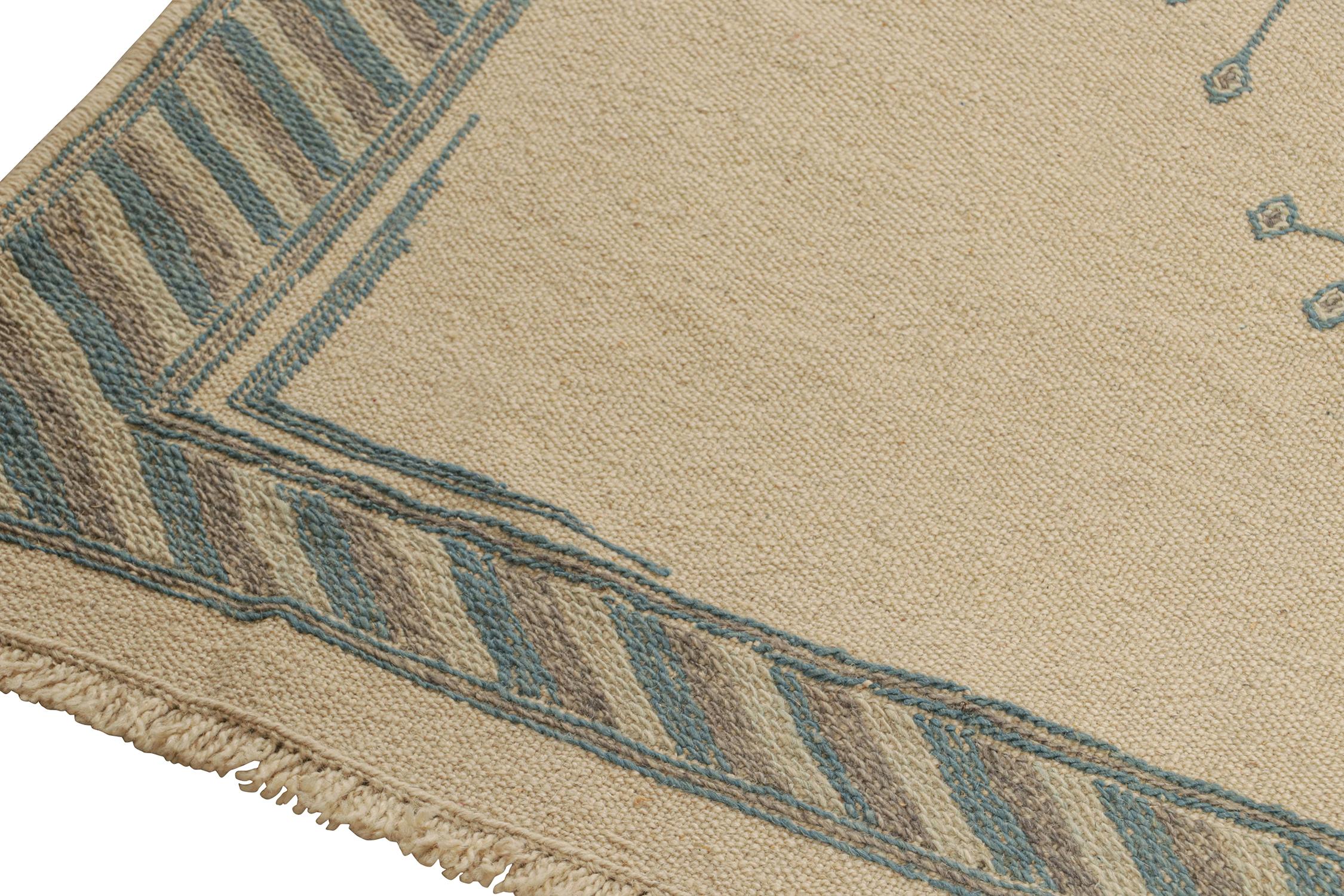 Rug & Kilim’s Sofreh-Style Persian Kilim in Beige with Blue Medallion In New Condition For Sale In Long Island City, NY