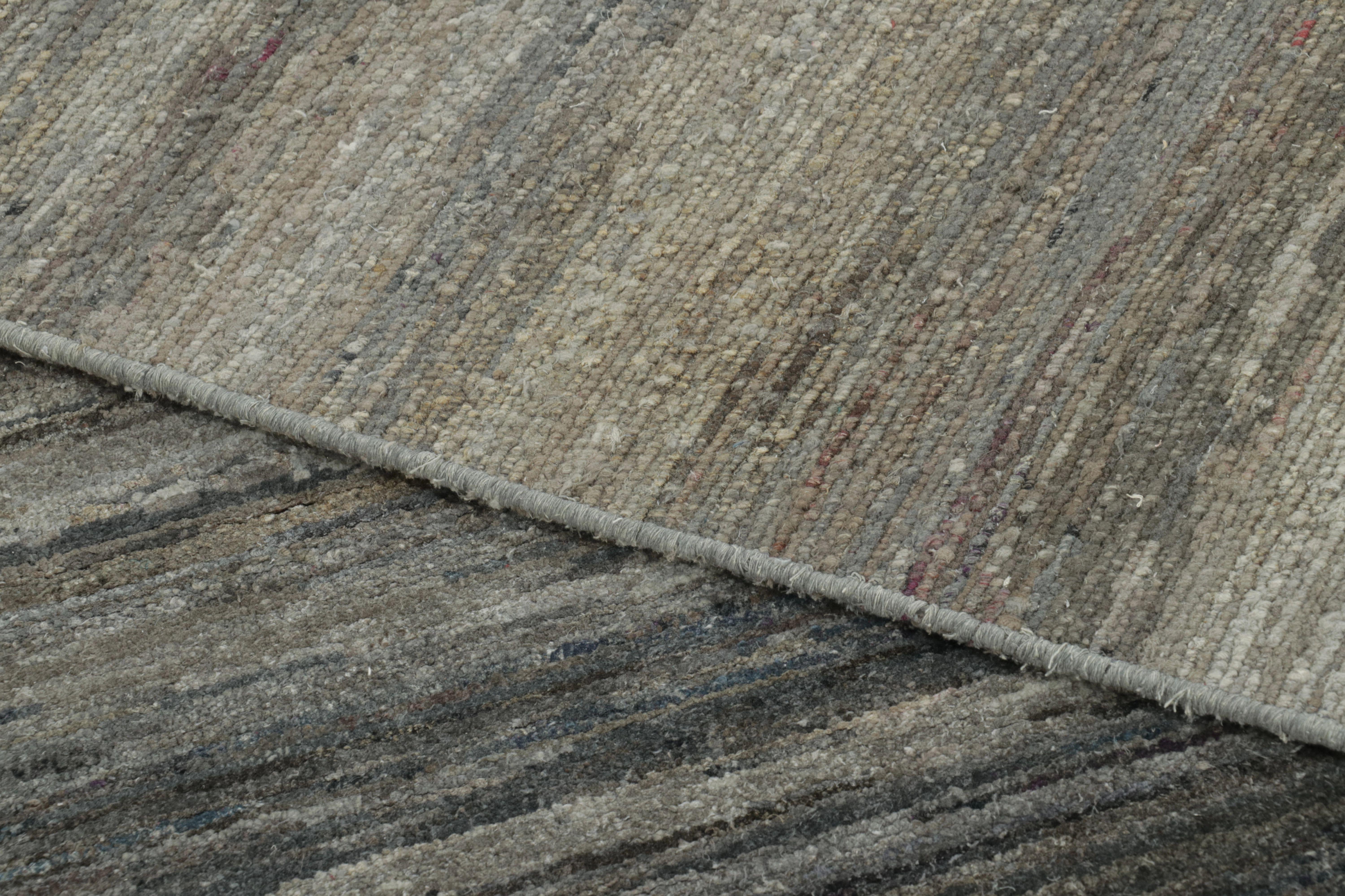 XXI secolo e contemporaneo Rug & Kilim è un tappeto a struttura solida, con strisce e striature monocromatiche blu e grigie. in vendita