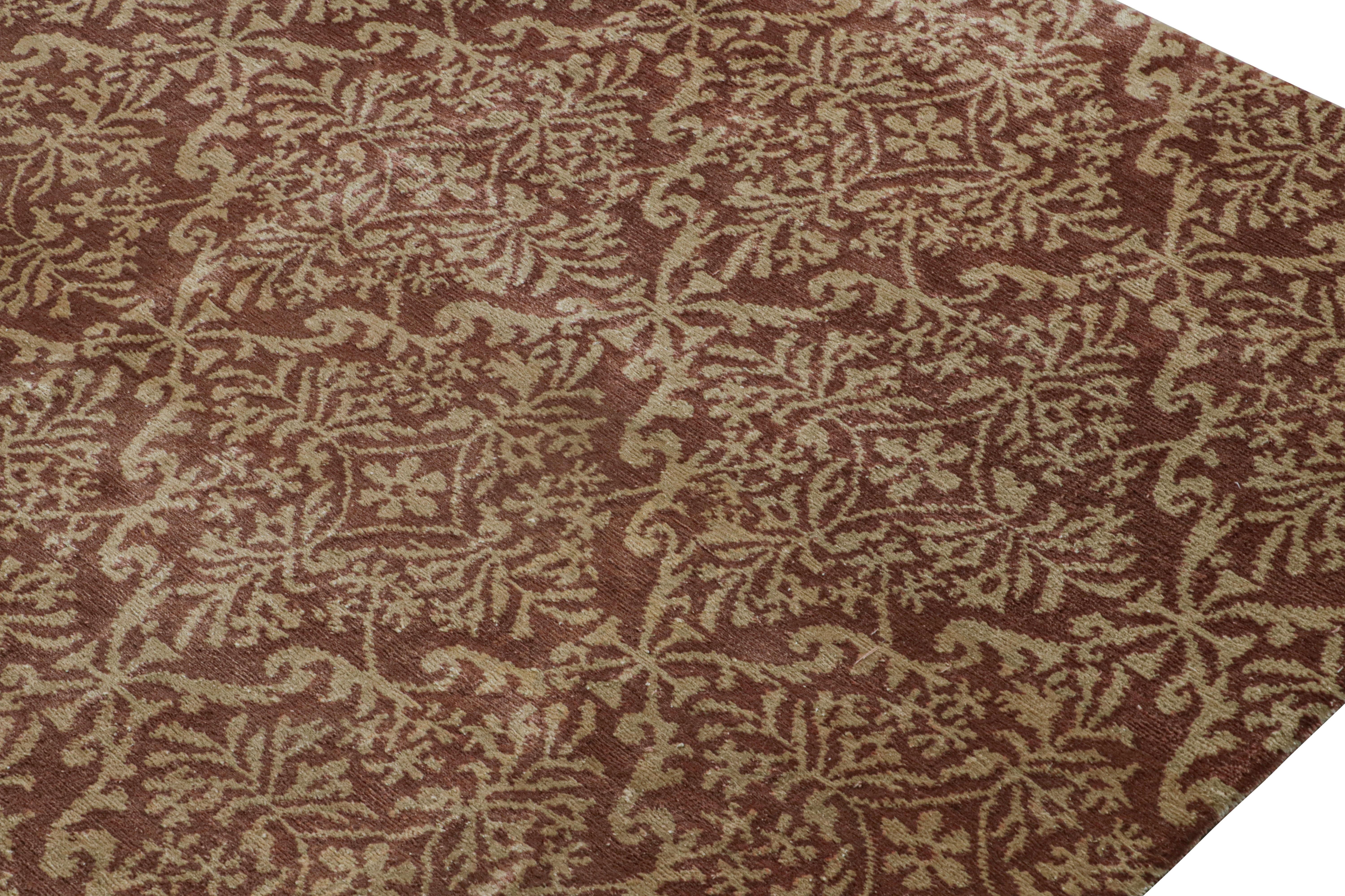 Noué à la main Rug & Kilim's Tapis espagnol de style européen en Brown avec motif floral Cordoba en vente