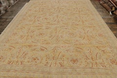 Spanischer Teppich und Kelim-Teppich im spanischen europäischen Stil, Tangerine, Creme und Gelb Medaillons