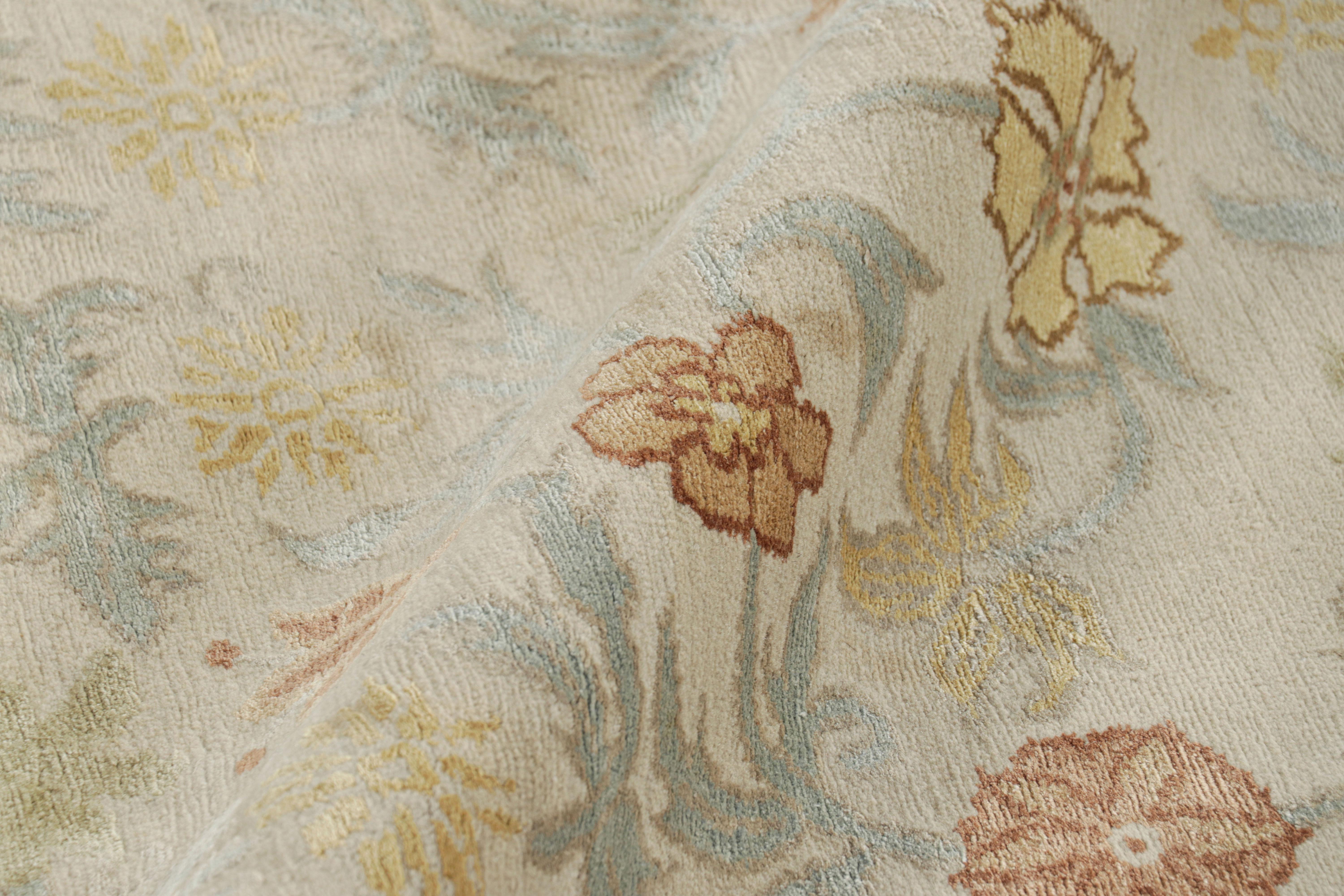 Rug & Kilims spanischer Teppich in Off-White-Beige mit Blumenmustern Bilbao (Wolle) im Angebot