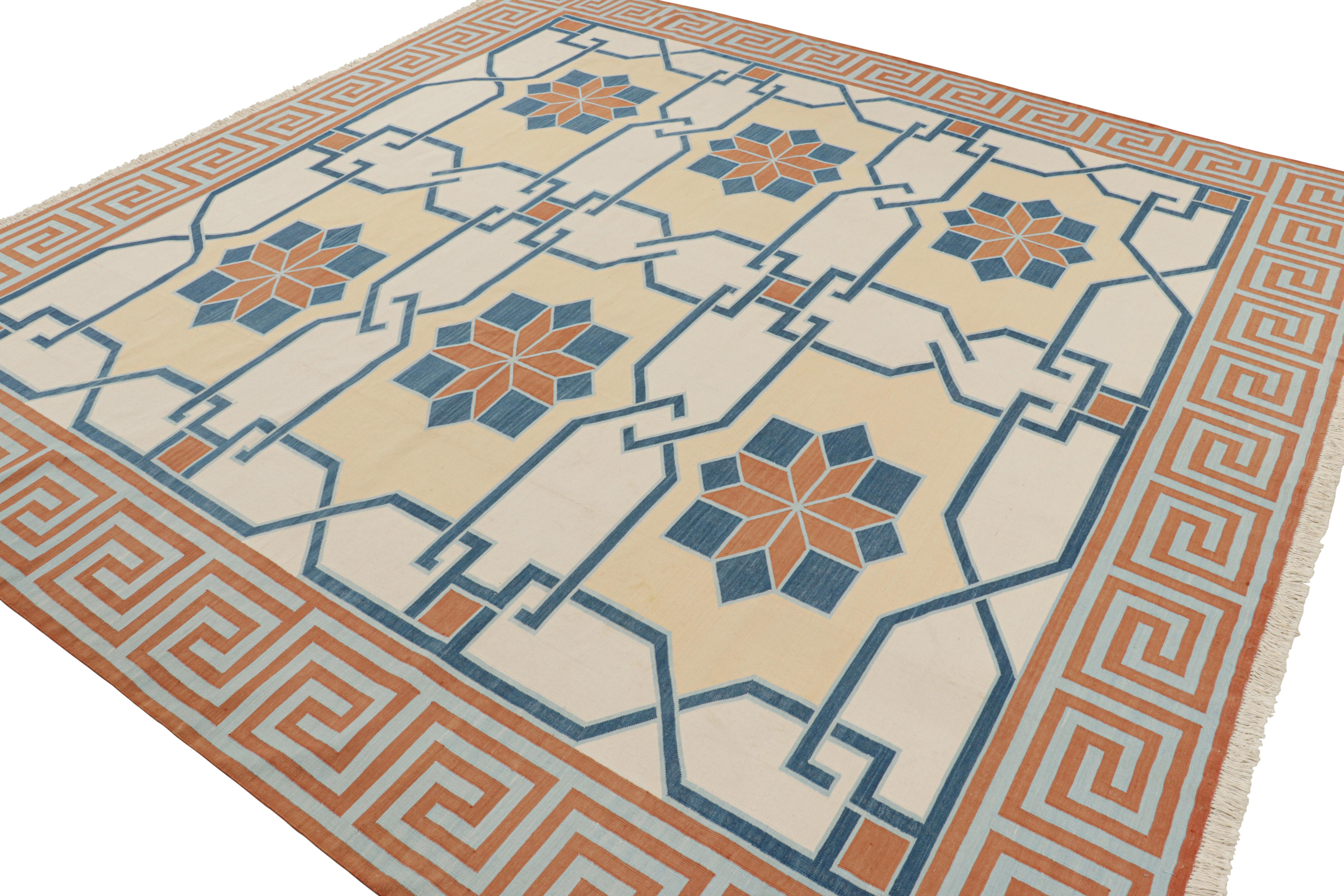 Hand-Woven Rug & Kilim’s Square Dhurrie Rug in Cream with Rust and Blue Medallions For Sale
