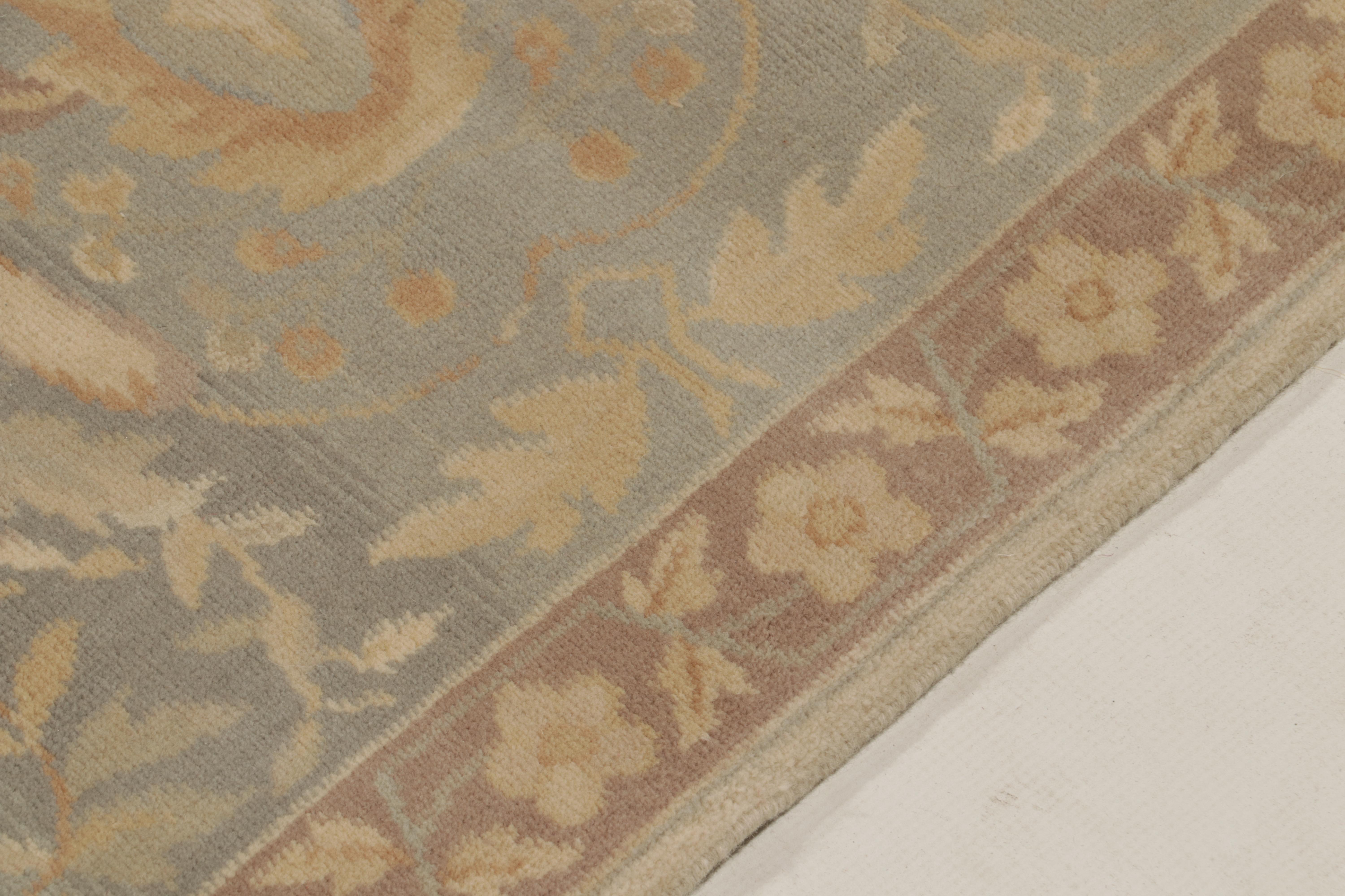 Rug & Kilim's Sultanabad Style Teppich in Beige-Braun & Blau mit Blumenmuster im Angebot 3