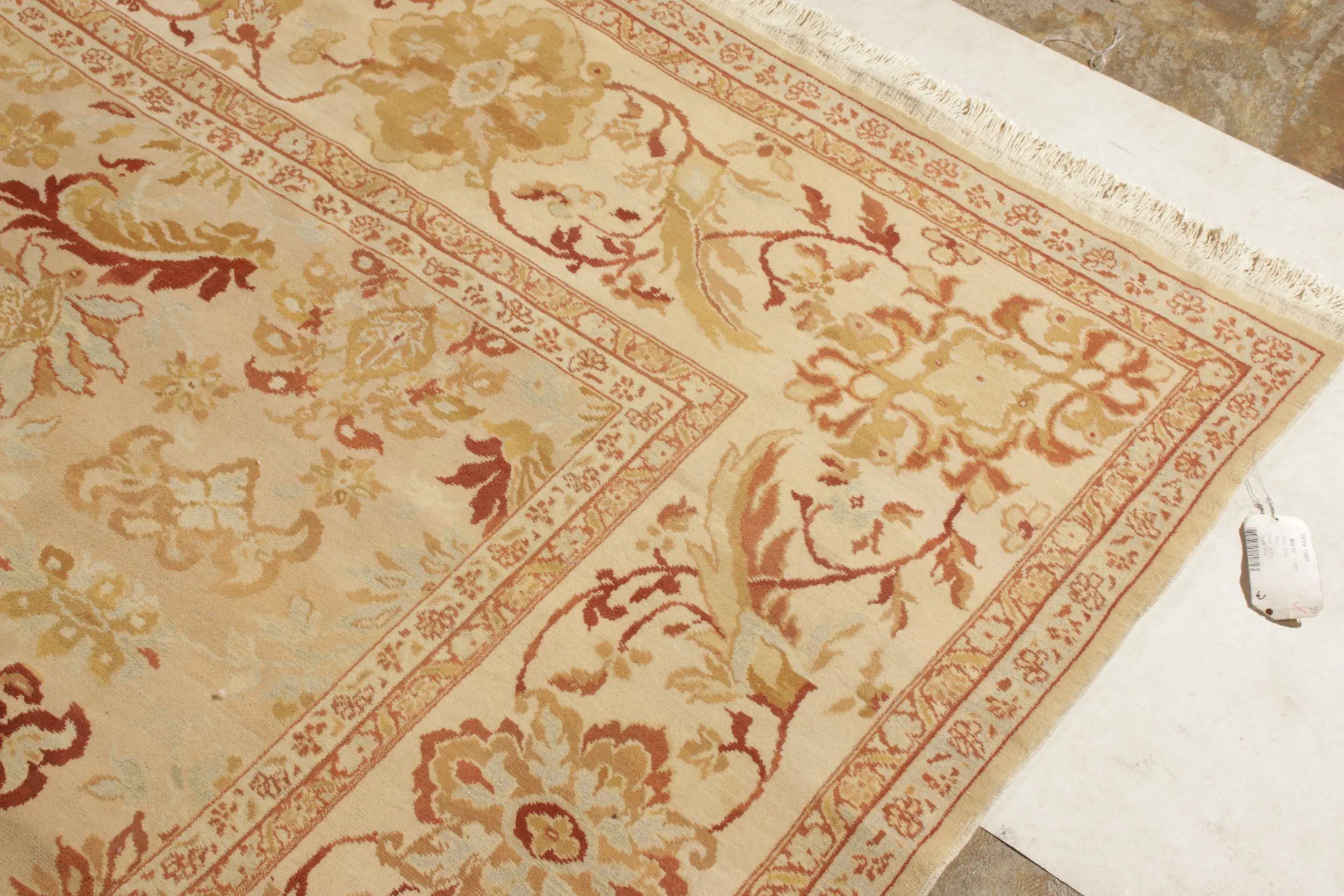 Laine Tapis & Kilims - Tapis de style Sultanabad en beige-marron, motif floral rouge en vente