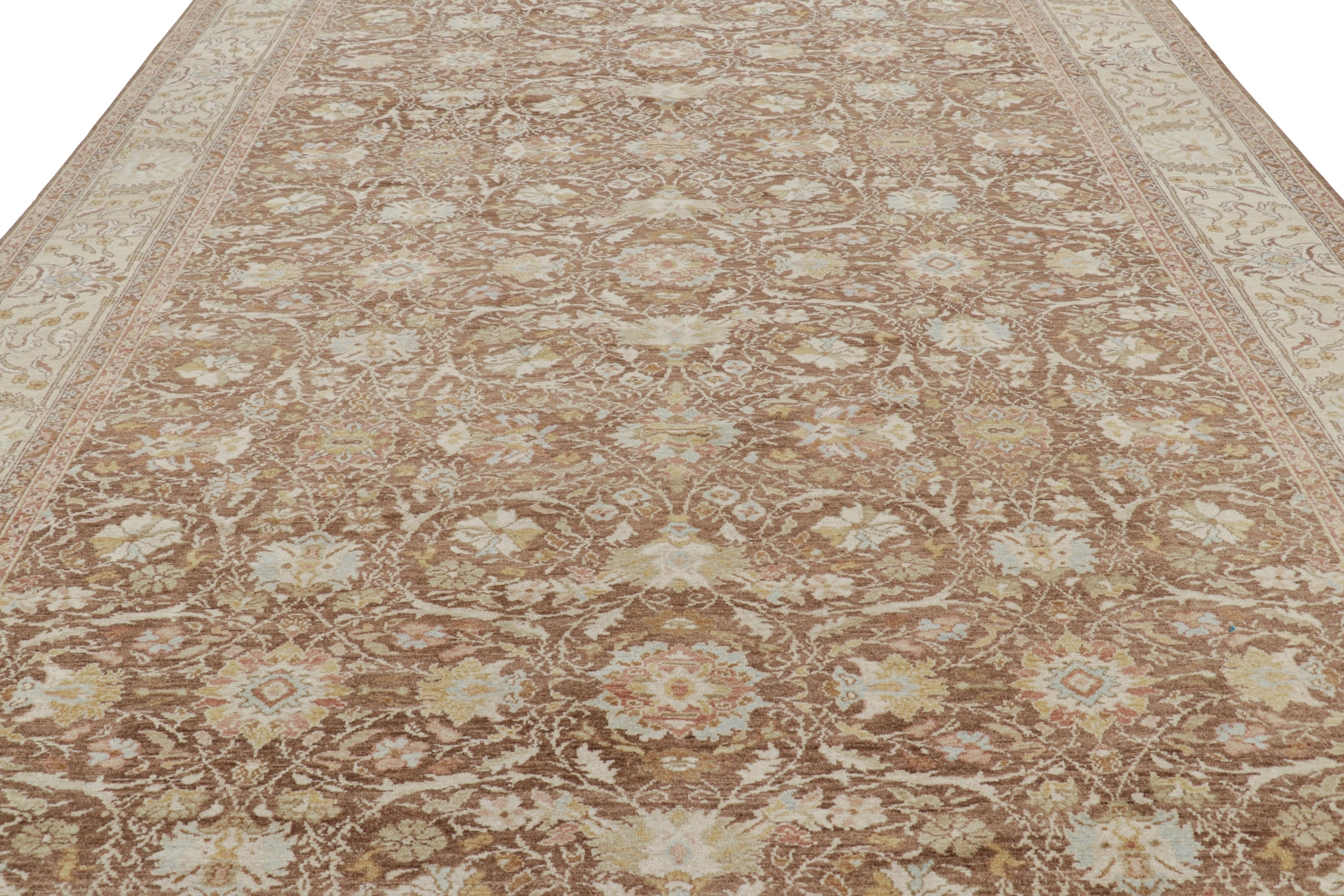 Hand-knotted in wool and originating from Turkey, this 10x15 contemporary rug from Rug & Kilim's Modern Classics Collection is inspired by antique Persian rugs of Sultanabad provenance—some of the most sought-after in Oriental rugs since the 1800s.
