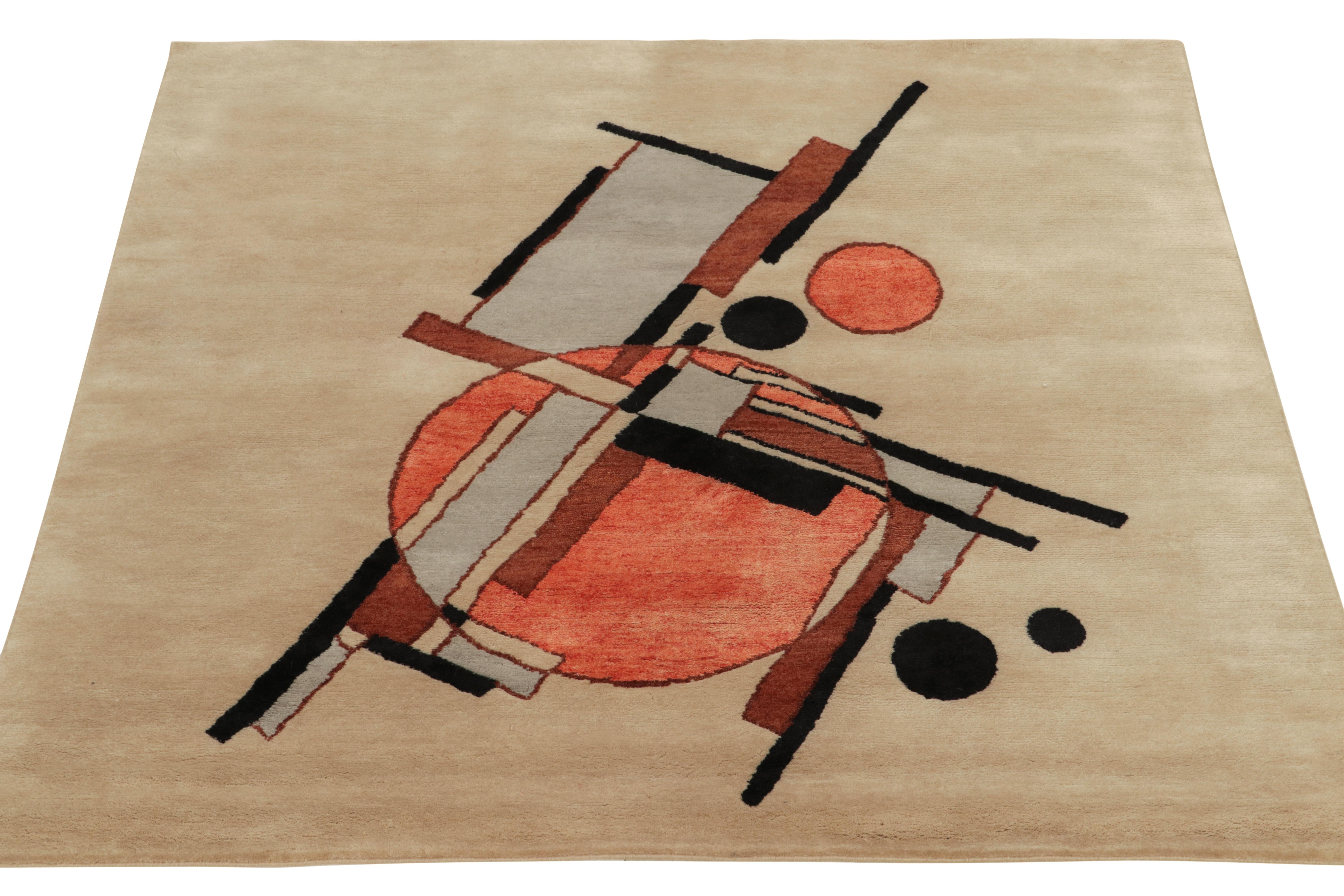 Rug & Kilim's Suprematist Style Deco Rug in Beige-Braun, Schwarz & Orange (Art déco) im Angebot