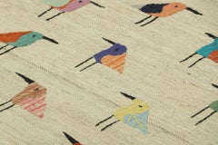 Rug & Kilim's Suzani Style Kilim in Creme mit polychromen Vogelmotiven