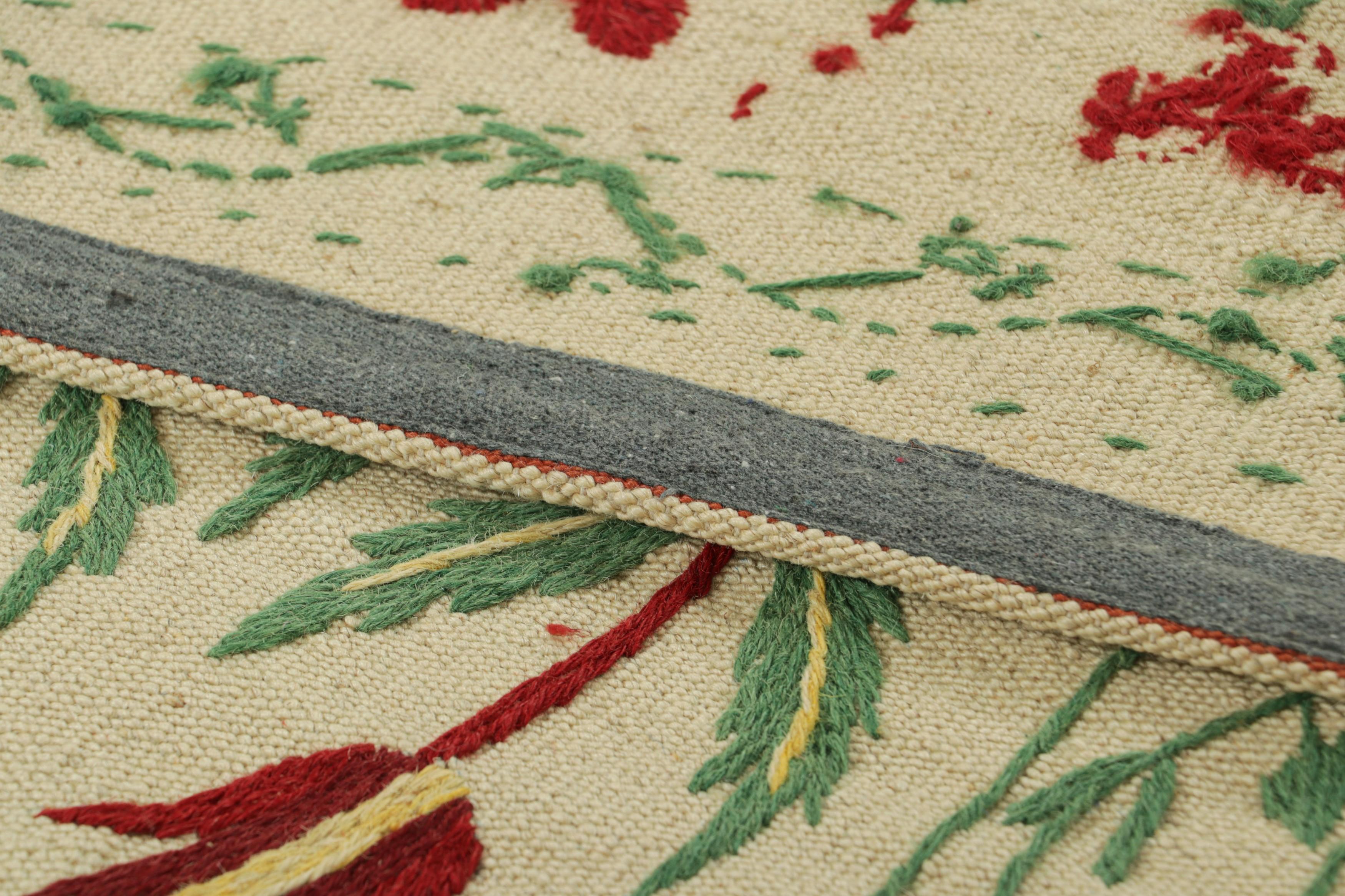 Wool Rug & Kilim’s Suzani Style Kilim Runner Rug in Cream with Floral Patterns For Sale