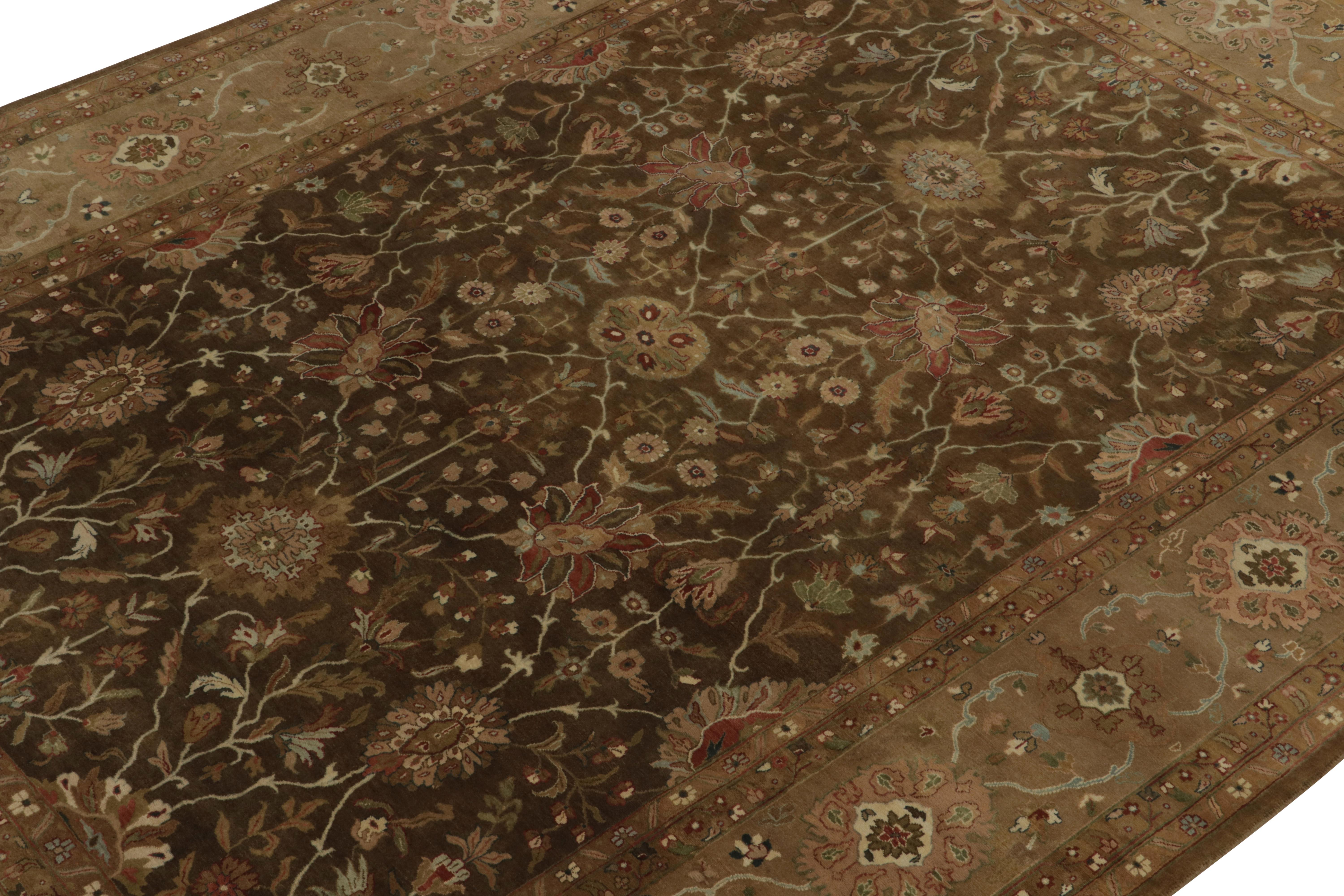 Noué à la main Tapis de style Tabriz de Rug & Kilim à motifs floraux Brown, Gold et Green en vente