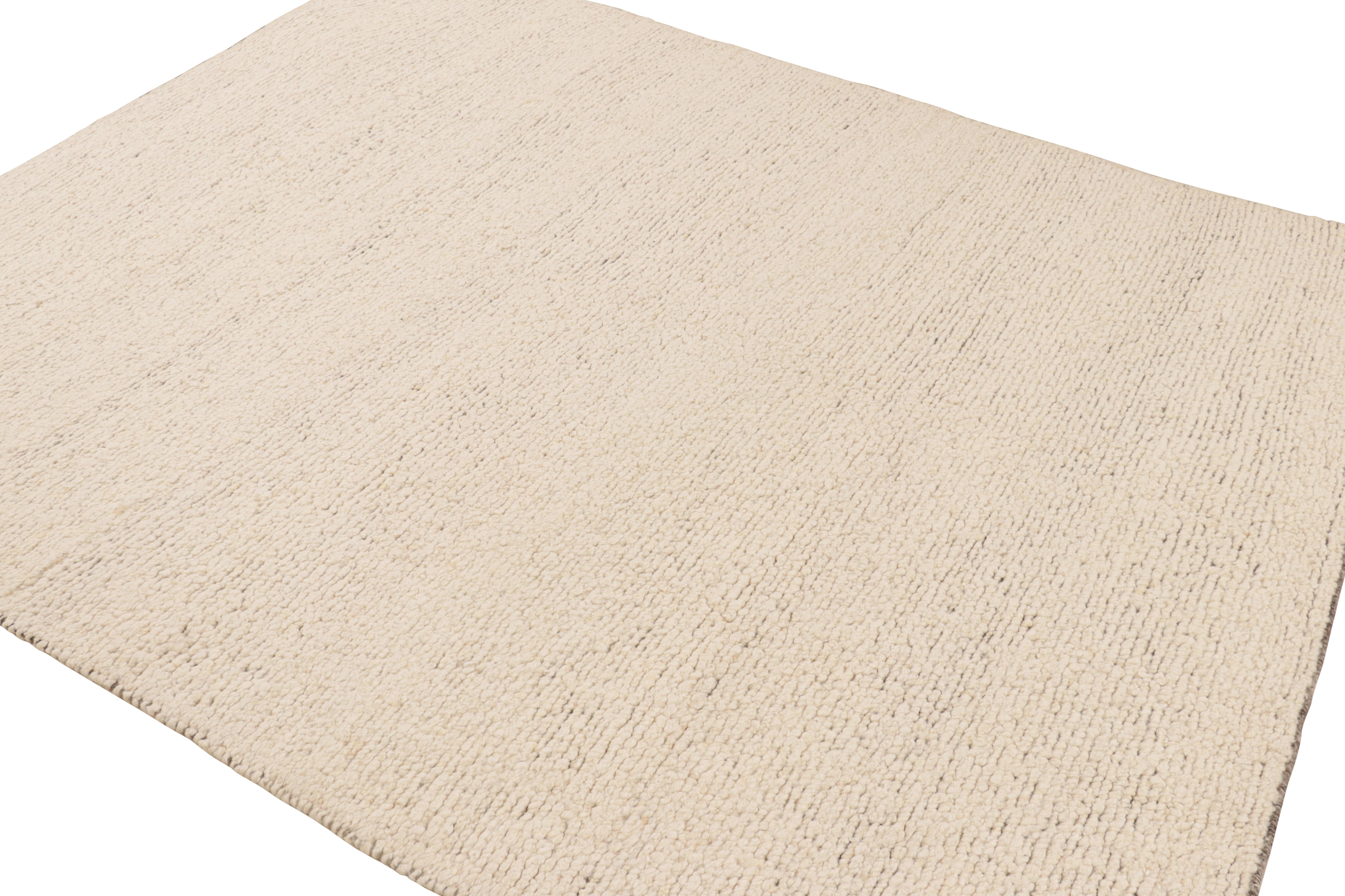 Hand-Woven Rug & Kilim’s Textural Kilim in Solid Cream and White Tones For Sale