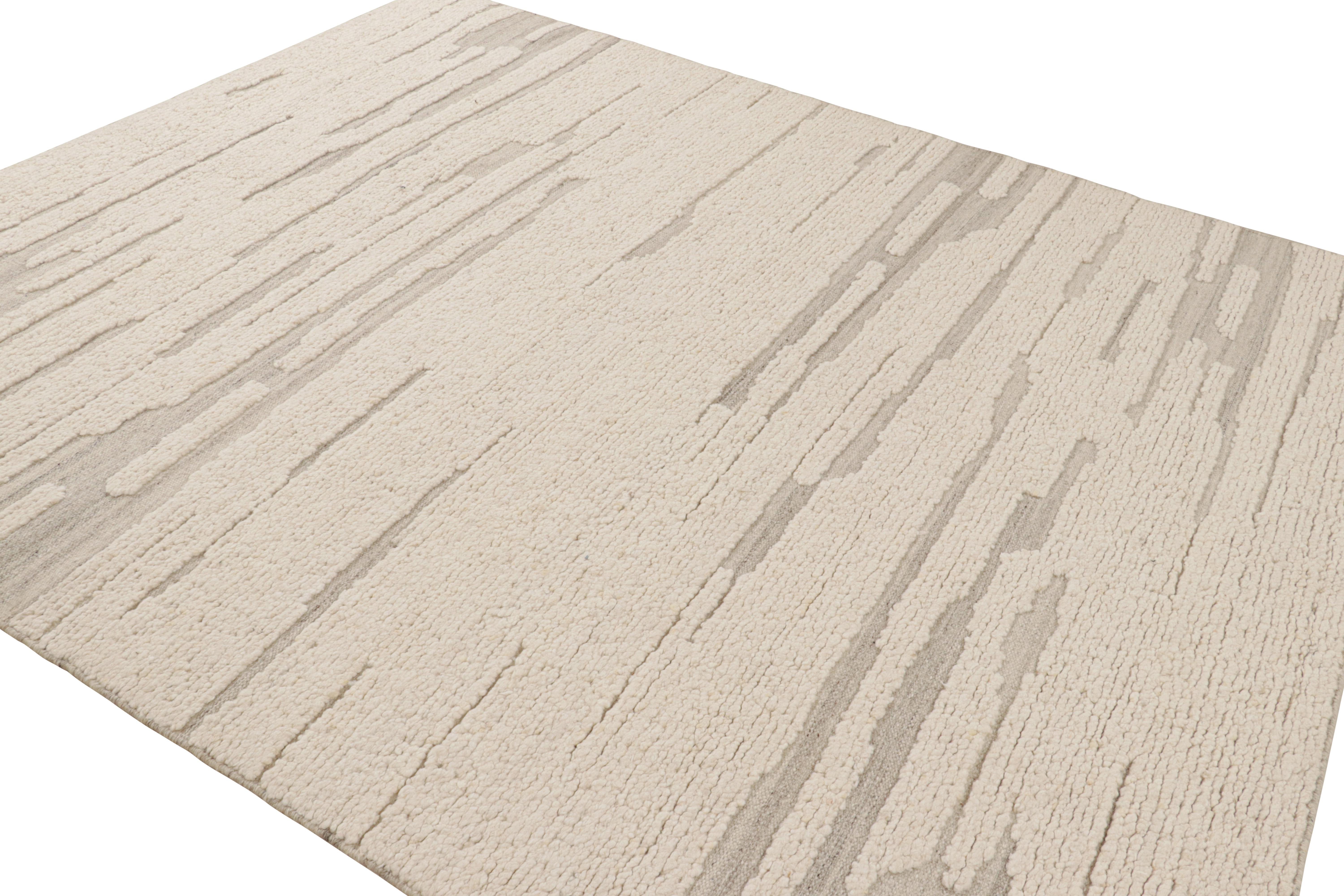 Indian Rug & Kilim’s Textural Kilim in White Abstract High-Low Patterns For Sale