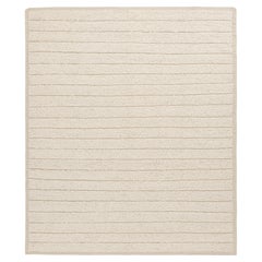 Rug & Kilim's Textural Kilim Rug in Cream and White High-Low Stripes (tapis Kilim texturé avec des rayures crème et blanches)