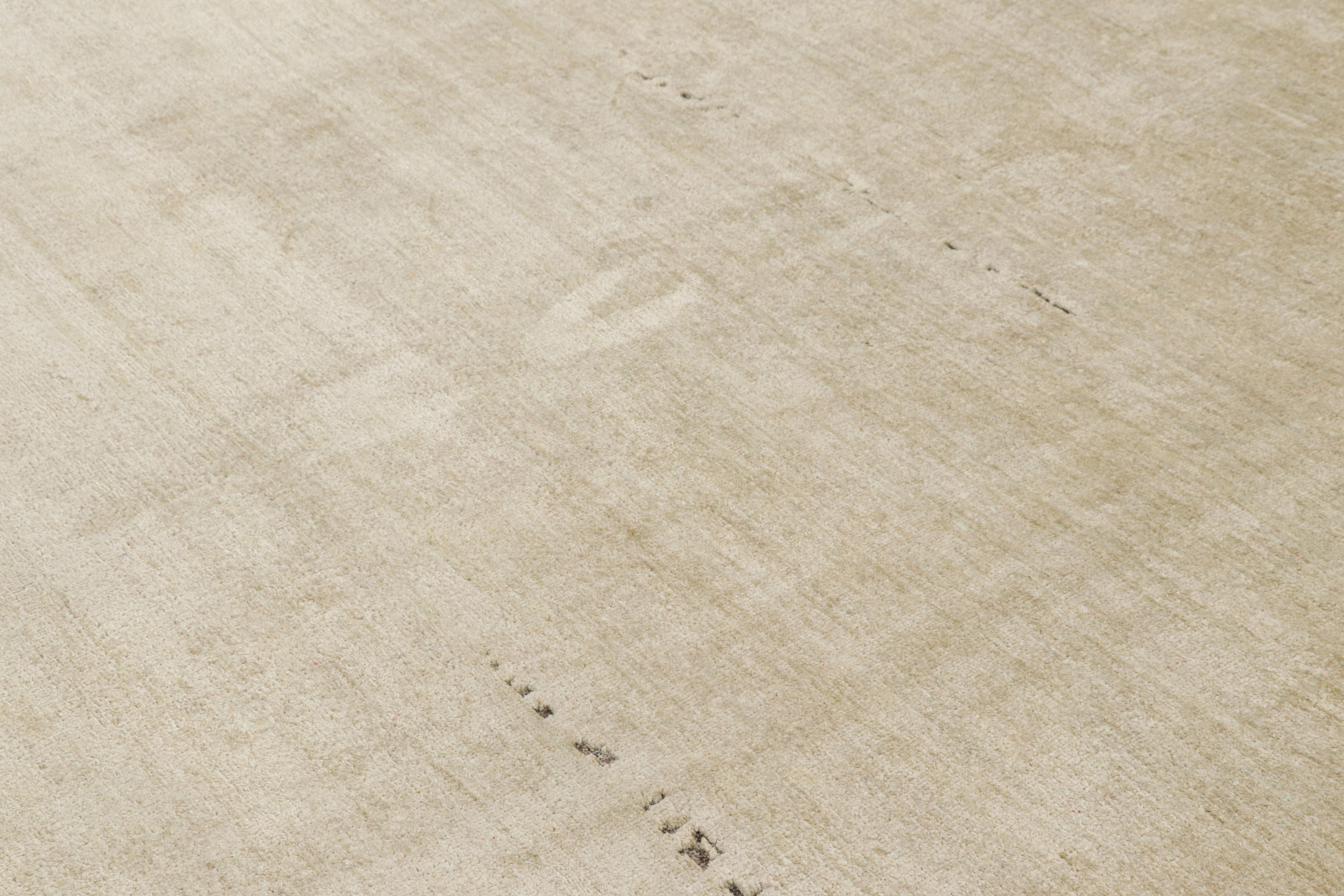 Noué à la main dans un luxueux mélange de laine et de soie, ce tapis 8x8 représente le retour d'une texture très spéciale dans la collection de tapis Textural de Rug & Kilim.

Sur le Design : 

Bien que le concept soit celui d'un design