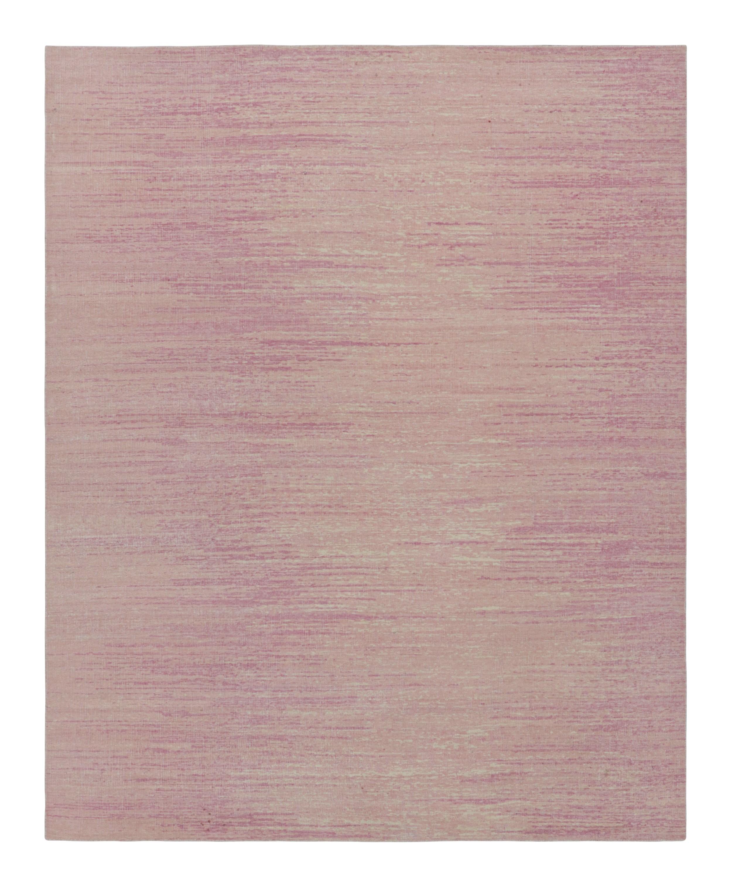 Rug & Kilim è un tappeto a strisce rosa e beige con una struttura a righe In condizioni Nuovo in vendita a Long Island City, NY