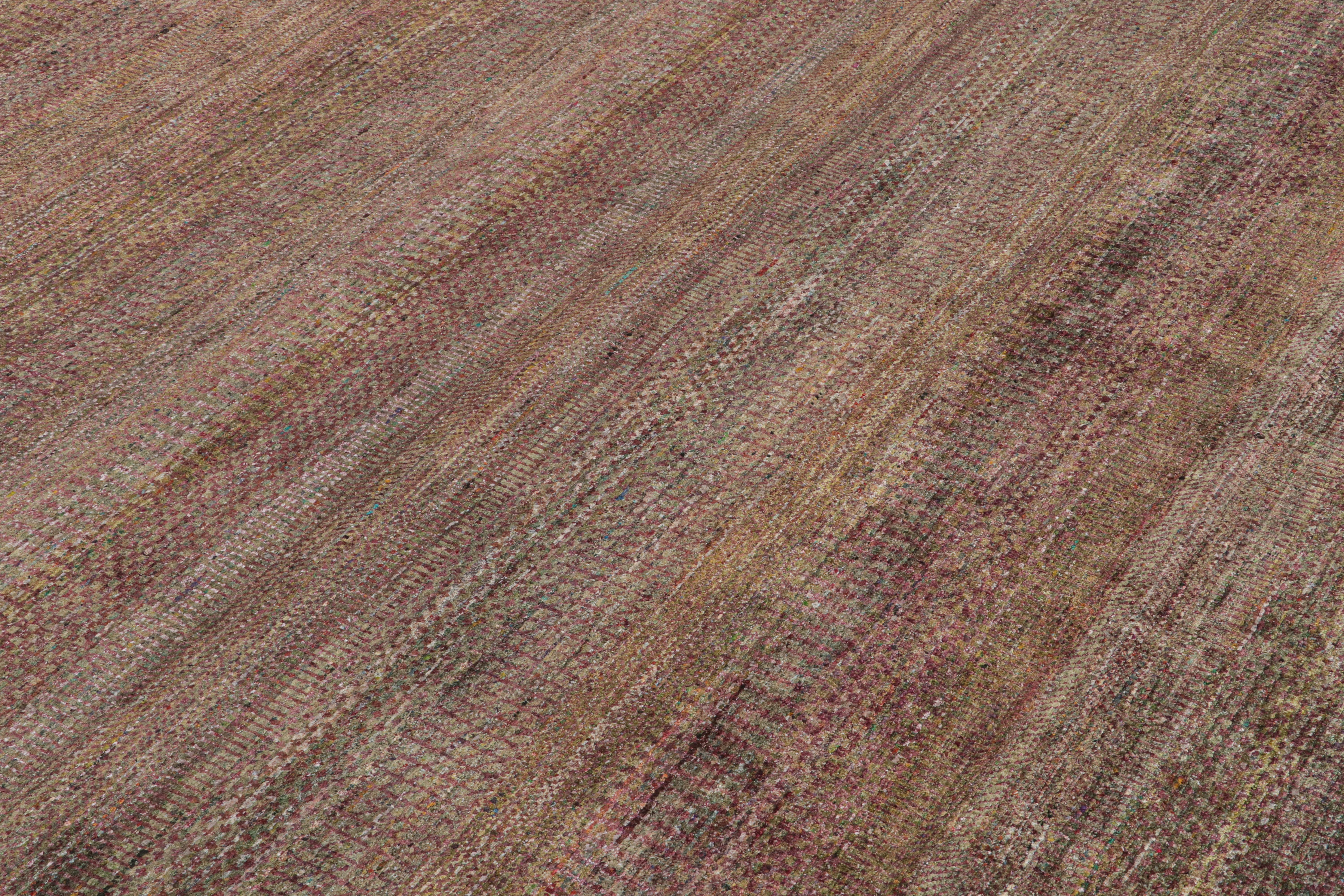 Dieser 8x10 große Strukturteppich ist eine aufregende Neuheit in der Texture of Color Collection'S von Rug & Kilim.

Über das Design:

Dieser Teppich aus handgeknüpfter Seide spiegelt eine neue Sichtweise auf das Thema dieser Collection'S wider -