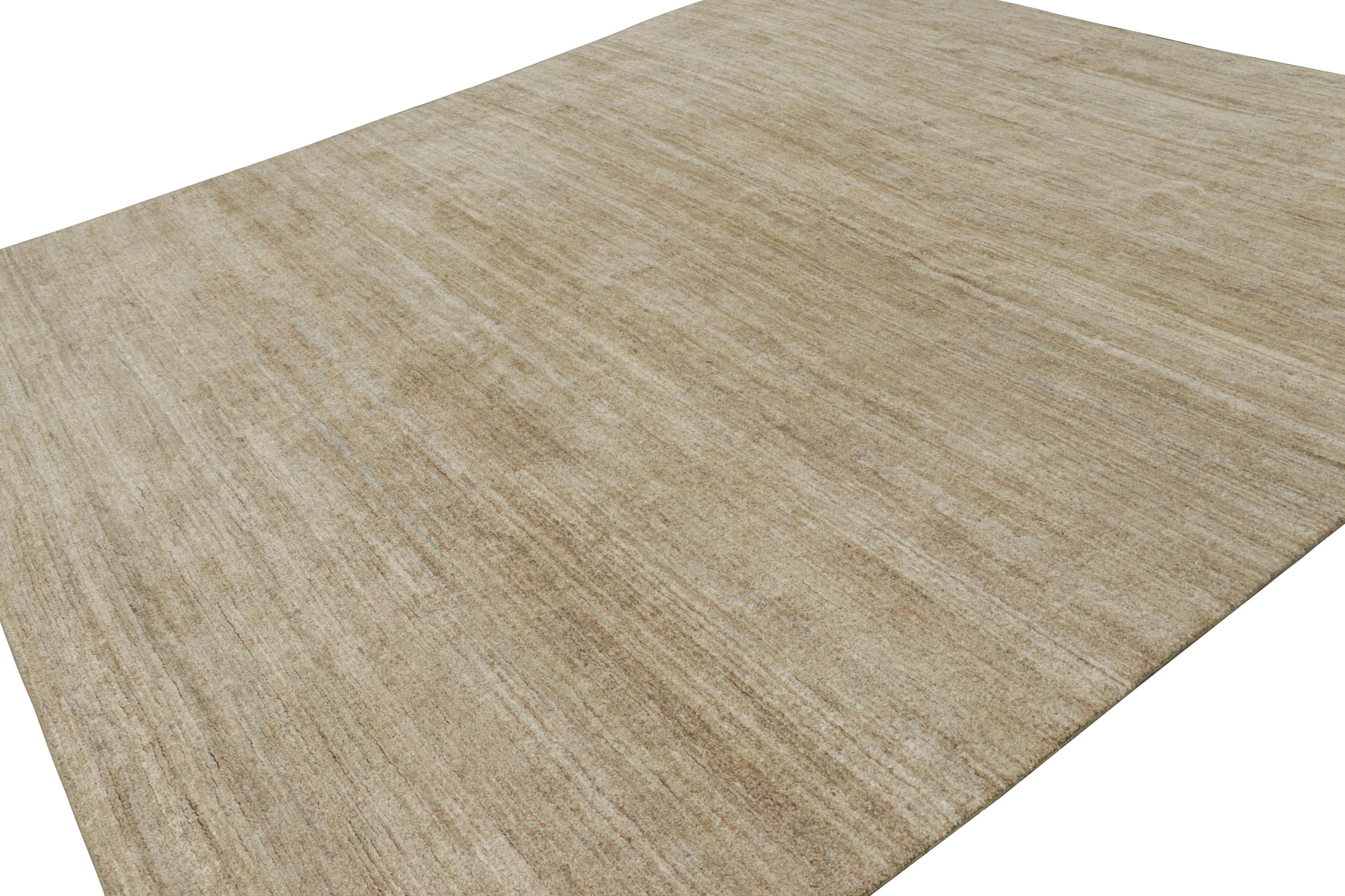 Rug & Kilim's Strukturteppich in soliden beige-braunen Streifen (Indisch) im Angebot