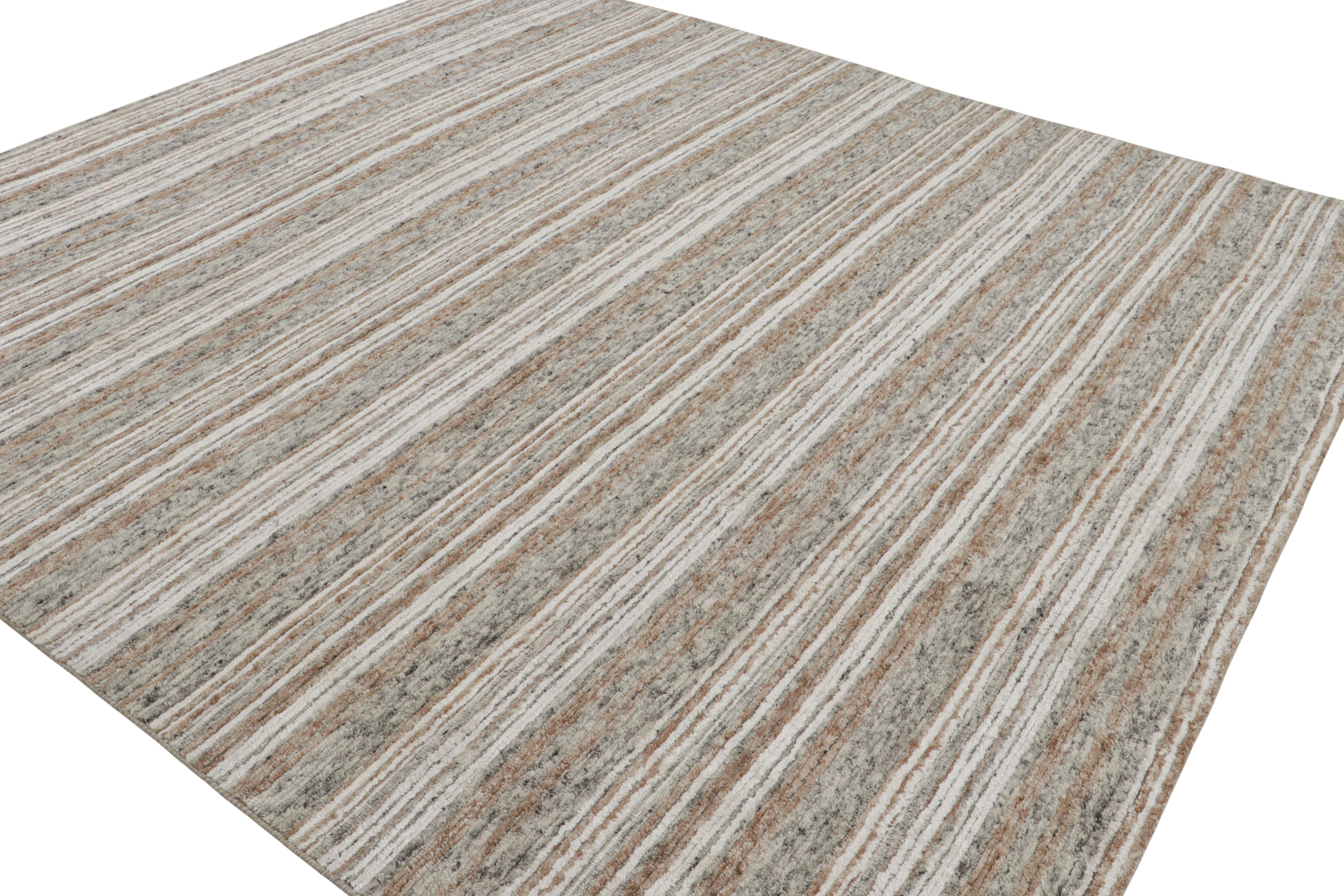 Rug & Kilim's Strukturteppich mit beige-braunen und grauen Streifen Light on Loom (Moderne) im Angebot