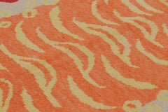Tapis en peau de tigre de Rug & Kilim, motif cramoisi orange audacieux - Rug & Kilim