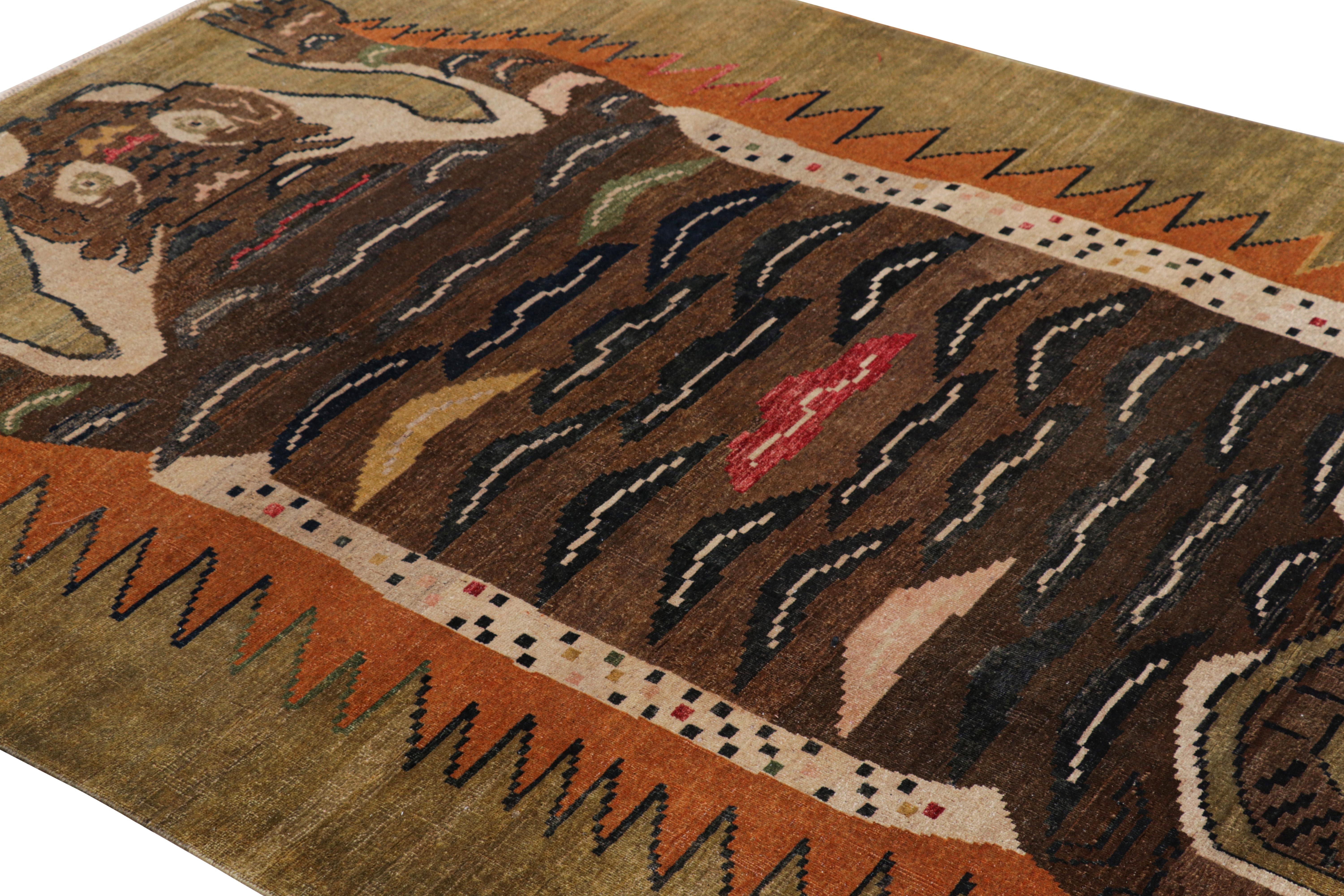 Hand-knotted in wool, this 5x8 modern tiger skin rug is a bold addition to the Rug & Kilim Modern Classics Collection and its collection of tiger rugs.  

On the Design: 

A beige and chartreuse field underscores the pelt pattern, where the animal