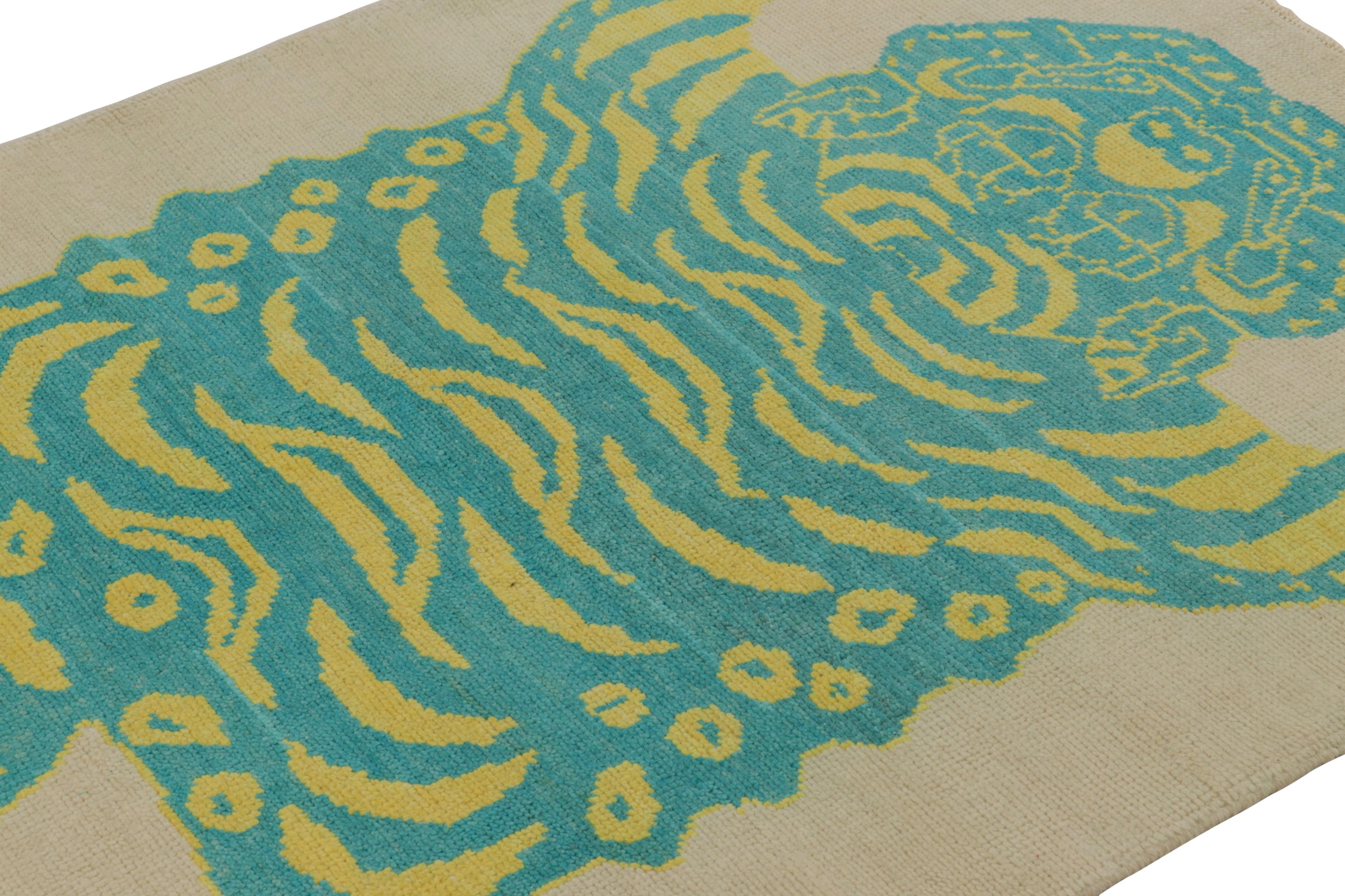 Hand-knotted in wool, this 4x5 modern tiger skin rug originating from Turkey, is a bold addition to the Rug & Kilim Tiger rugs line of their Modern Classics Collection. 

On the Design: 

This pictorial representation of an animal pelt pattern