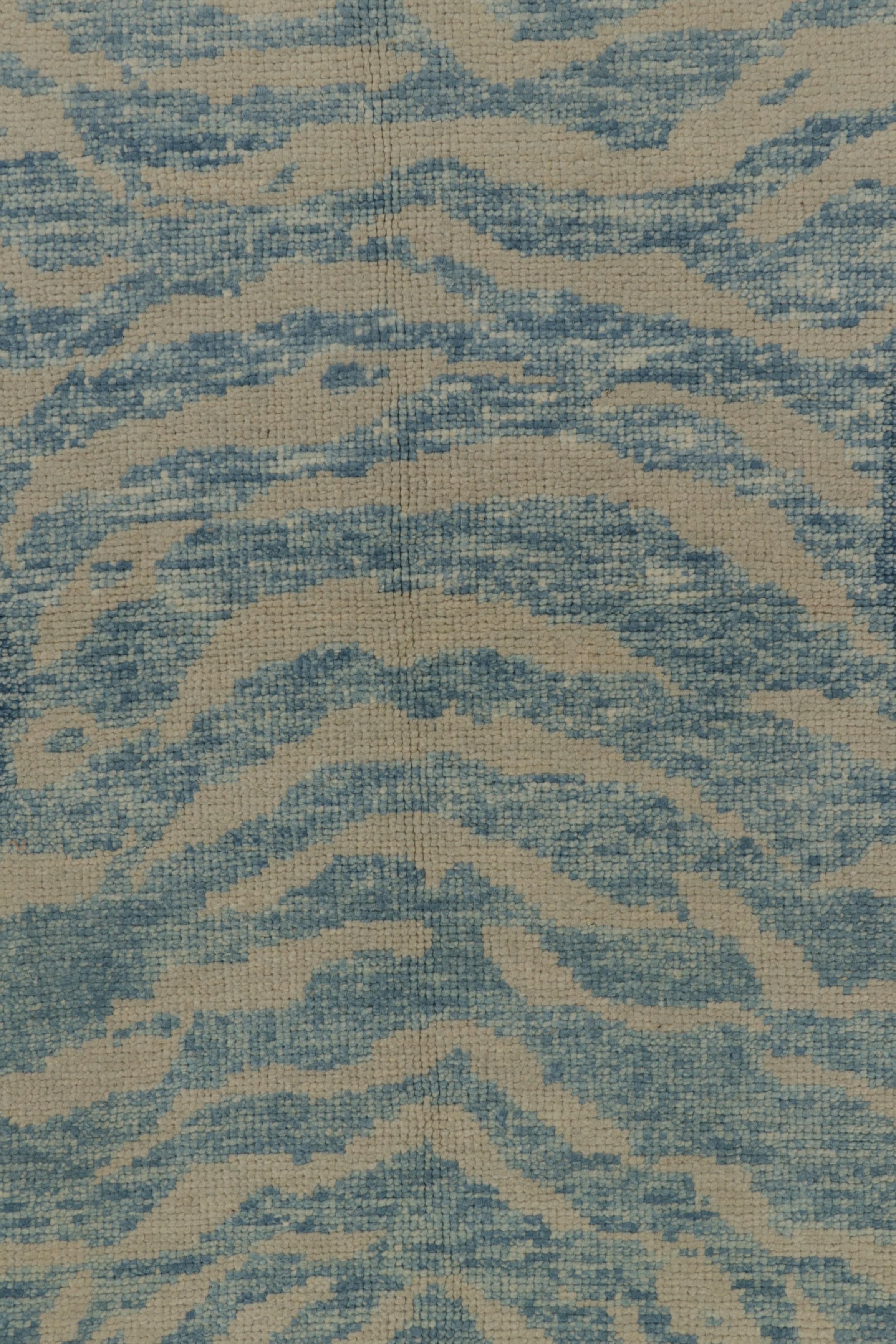 Rug & Kilim’s Tiger Skin Rug in Blue and Gray with Beige and Cream Pictorial In New Condition For Sale In Long Island City, NY